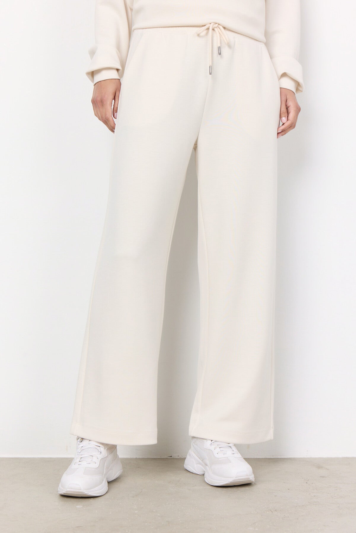 SC-BANU 33 HOSE CREME