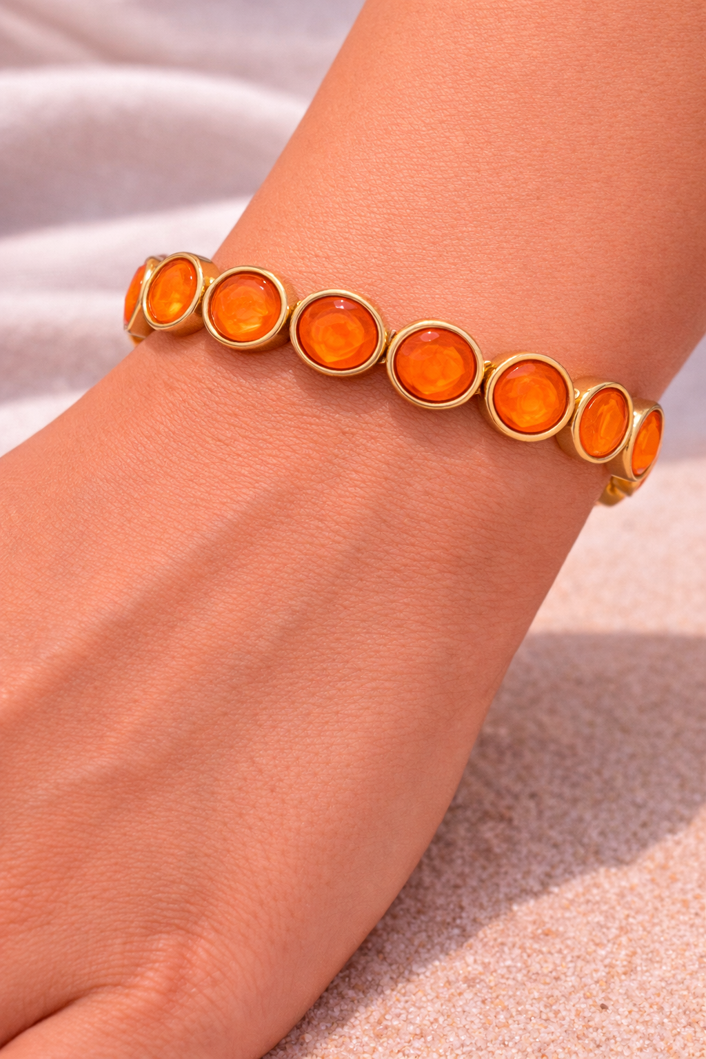 Statement Armband „Orange Glow“ – elastisch & goldfarben