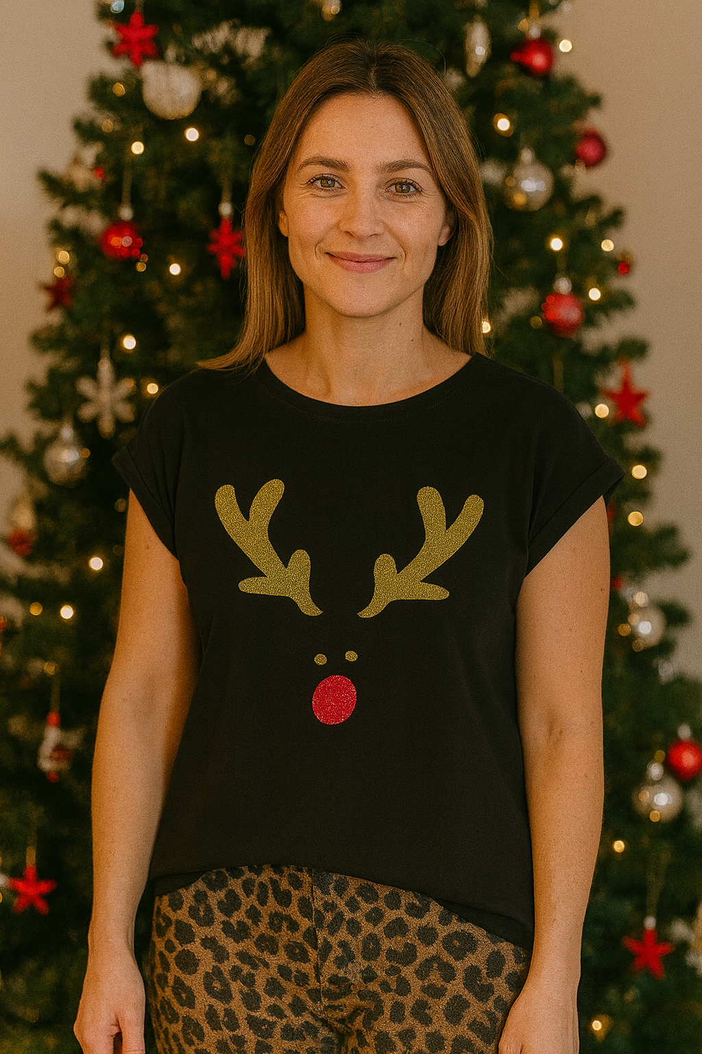BE FAMOUS "Rudolph" Shirt in Schwarz