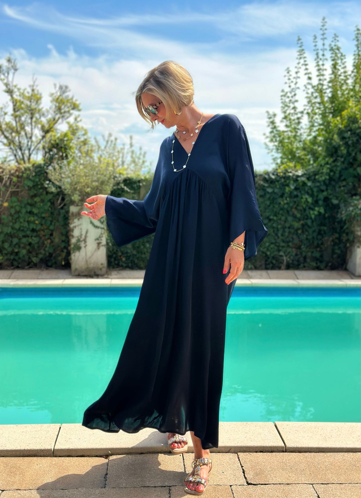 Stylisches Sommerkleid "VICTORIA" in Marineblau