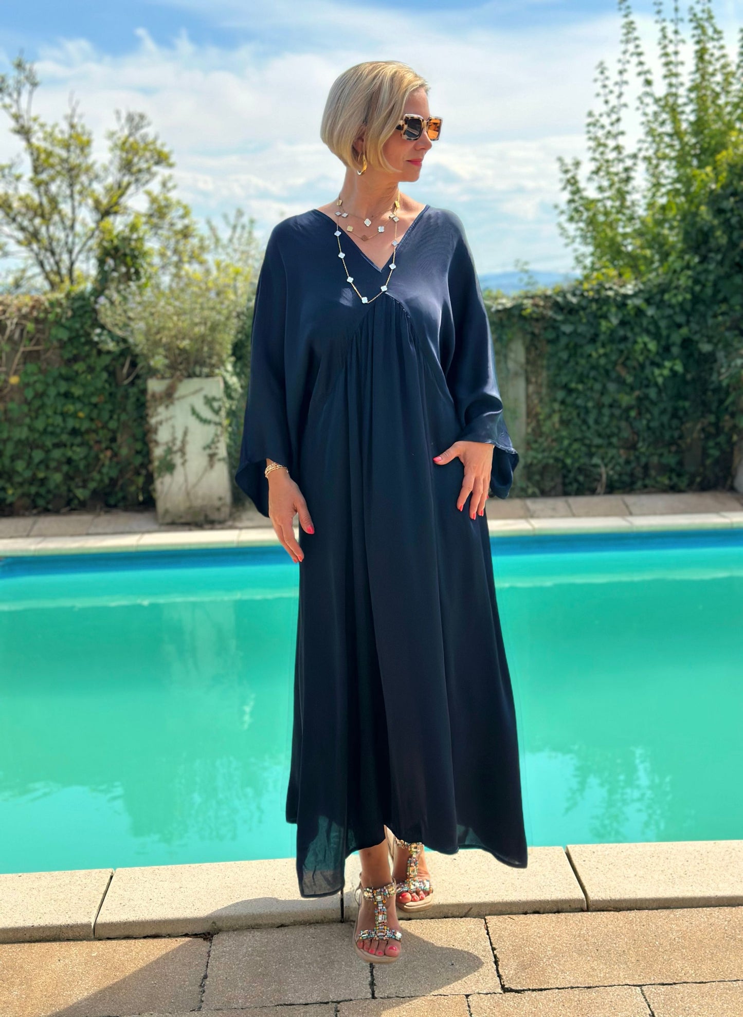 Stylisches Sommerkleid "VICTORIA" in Marineblau
