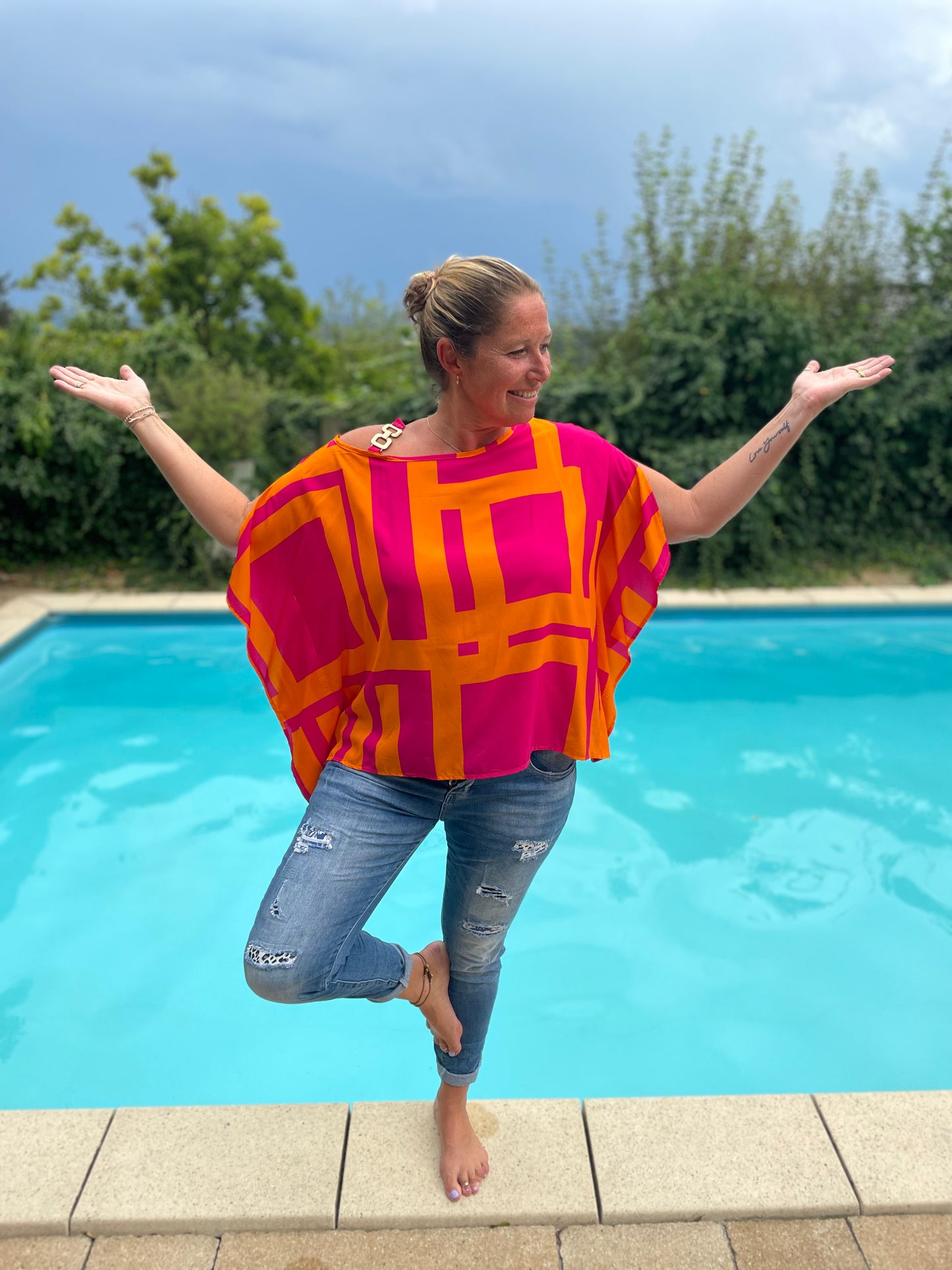 Schulterfreie Bluse in Orange/Pink