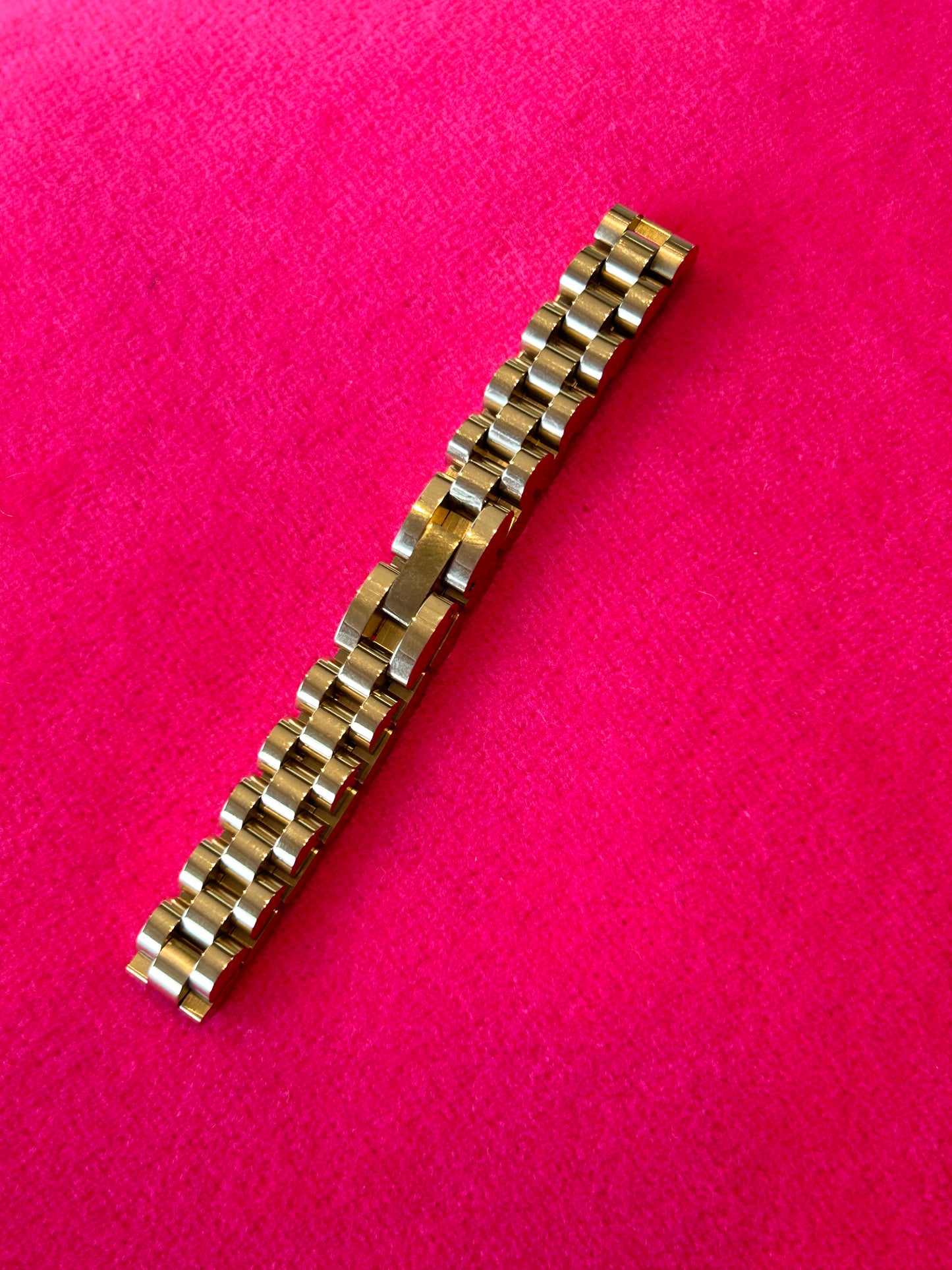 Stylisches JUBILEE Armband in Gold
