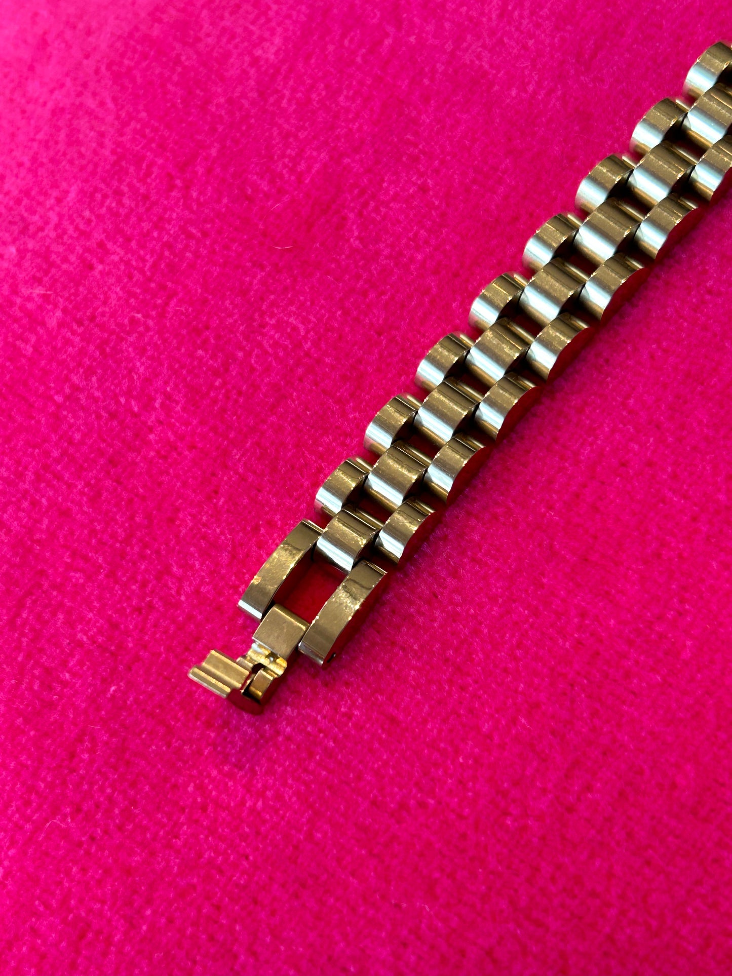 Stylisches JUBILEE Armband in Gold