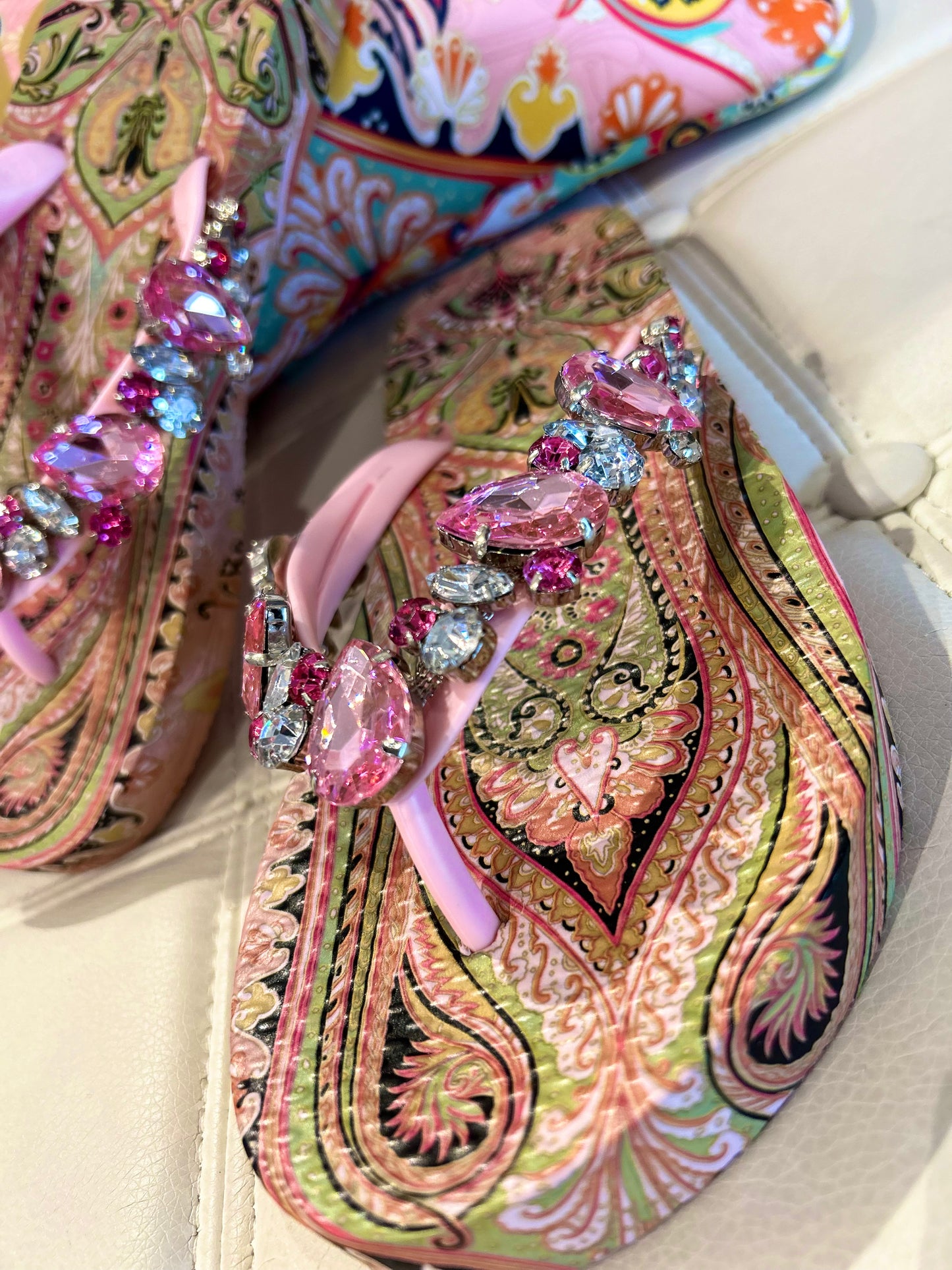 MOO ILO FLIPPIS & Neopren Tasche PAISLEY C