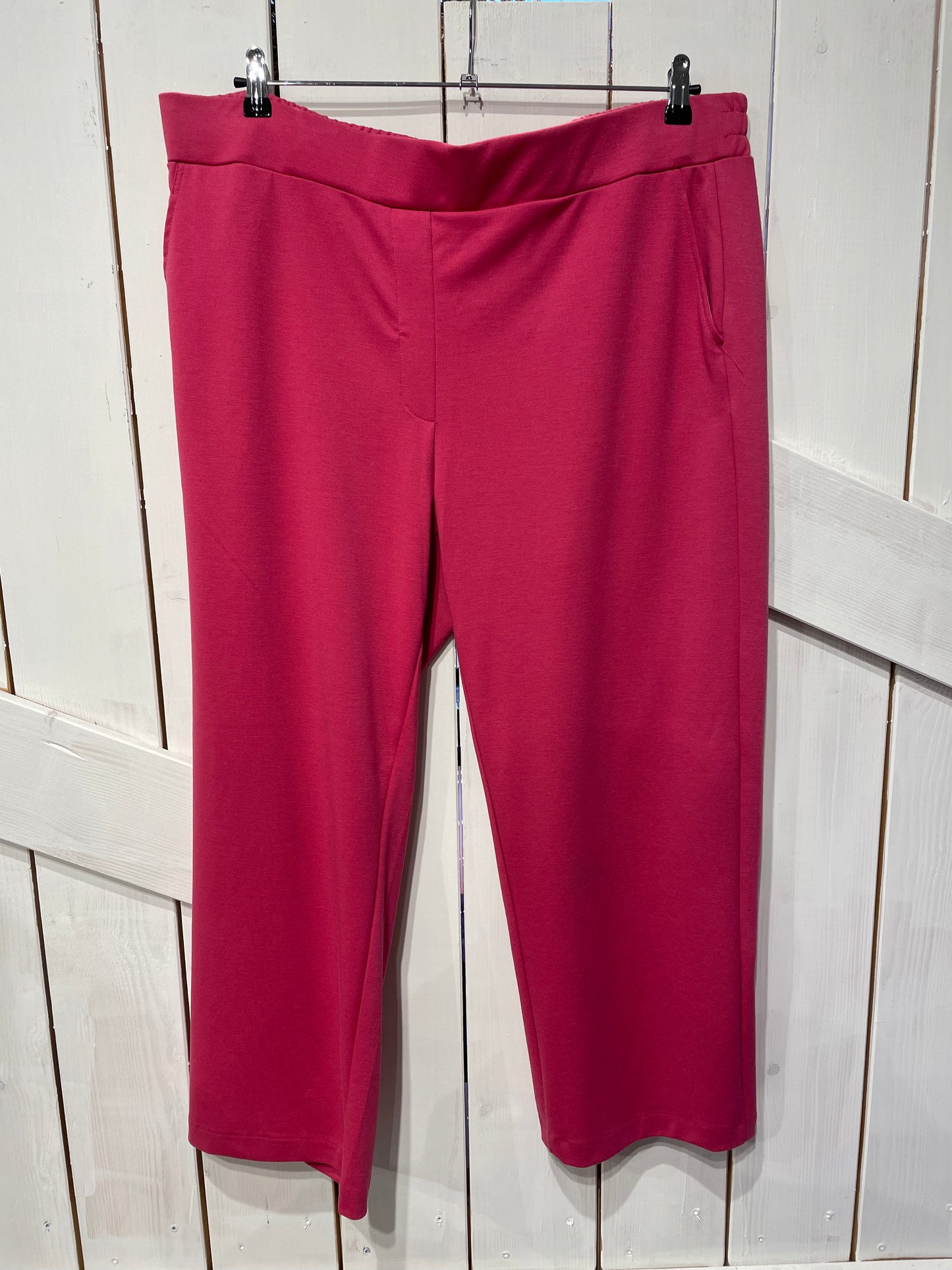 Wasabi CURVY Hose "SINA 3" in PINK
