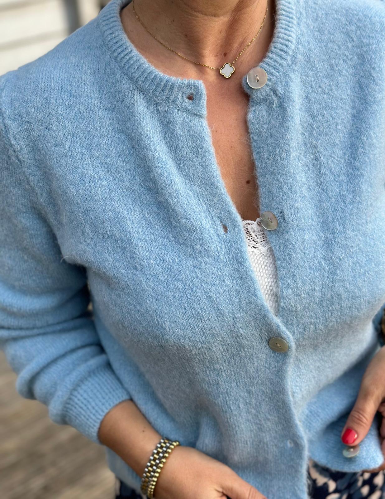 Lieblings-Strickjacke in Light Blue