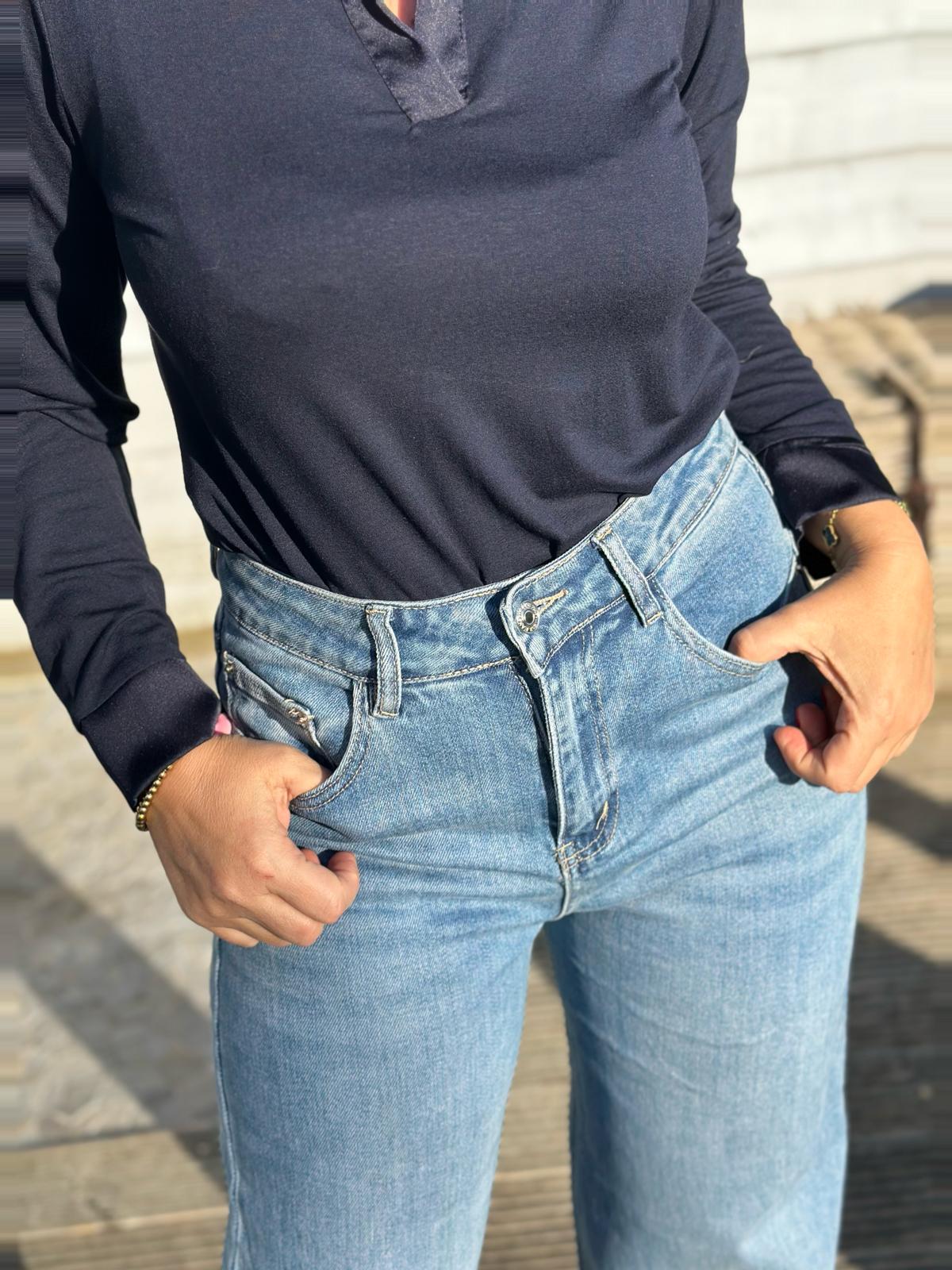 Stylische Washed Jeans mit Schlag