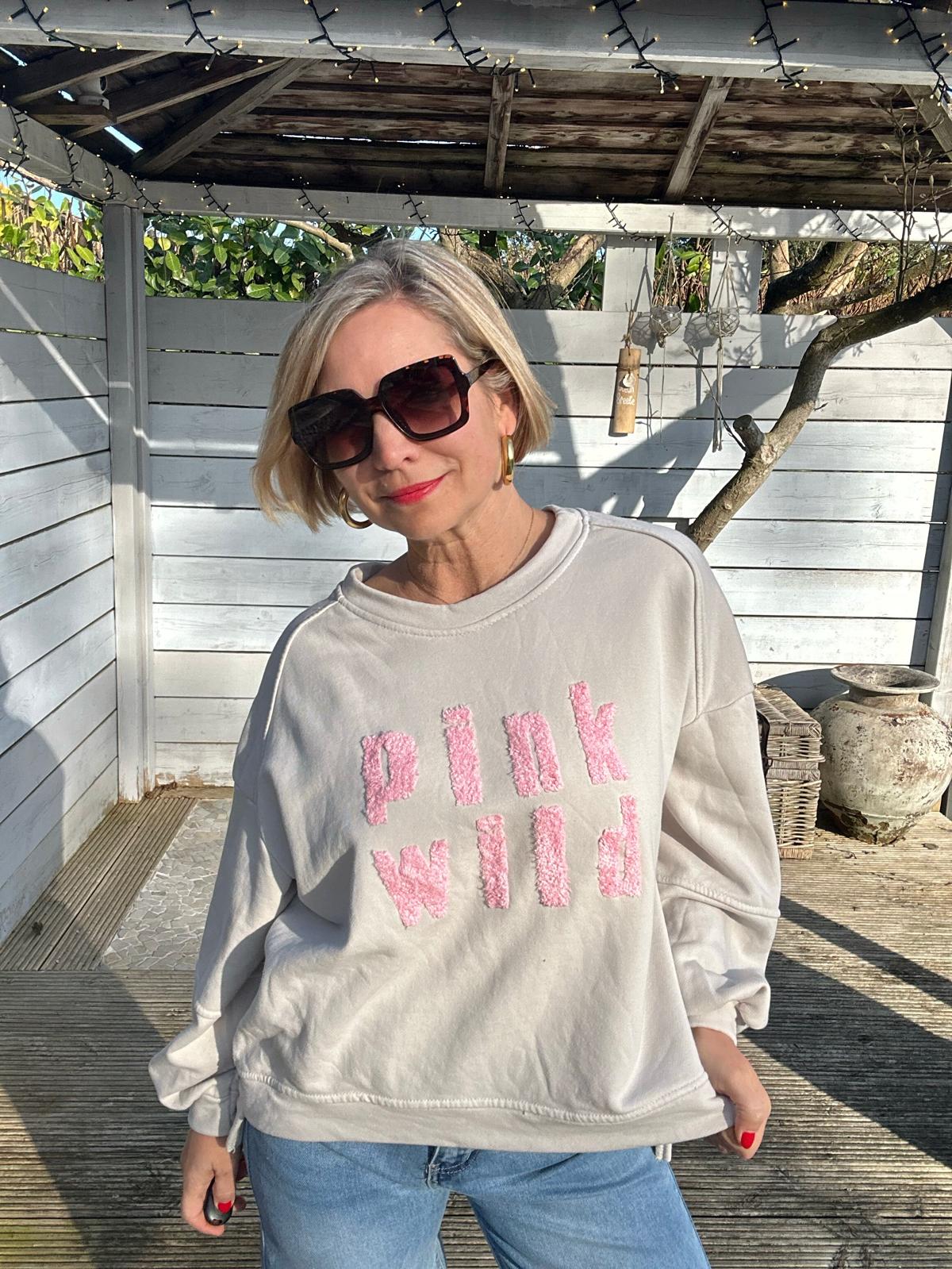 Süßes Onesize Sweatshirt "PINK WILD" in Light Cremé