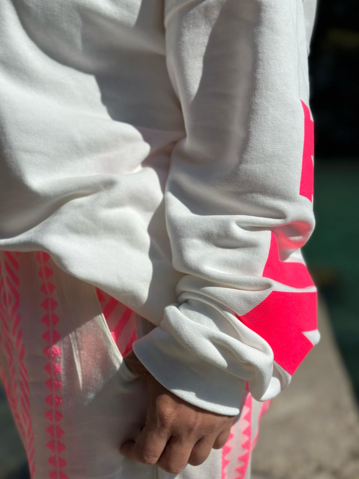 Onesize Sweater "NAMASTE" in Weiß/Pink