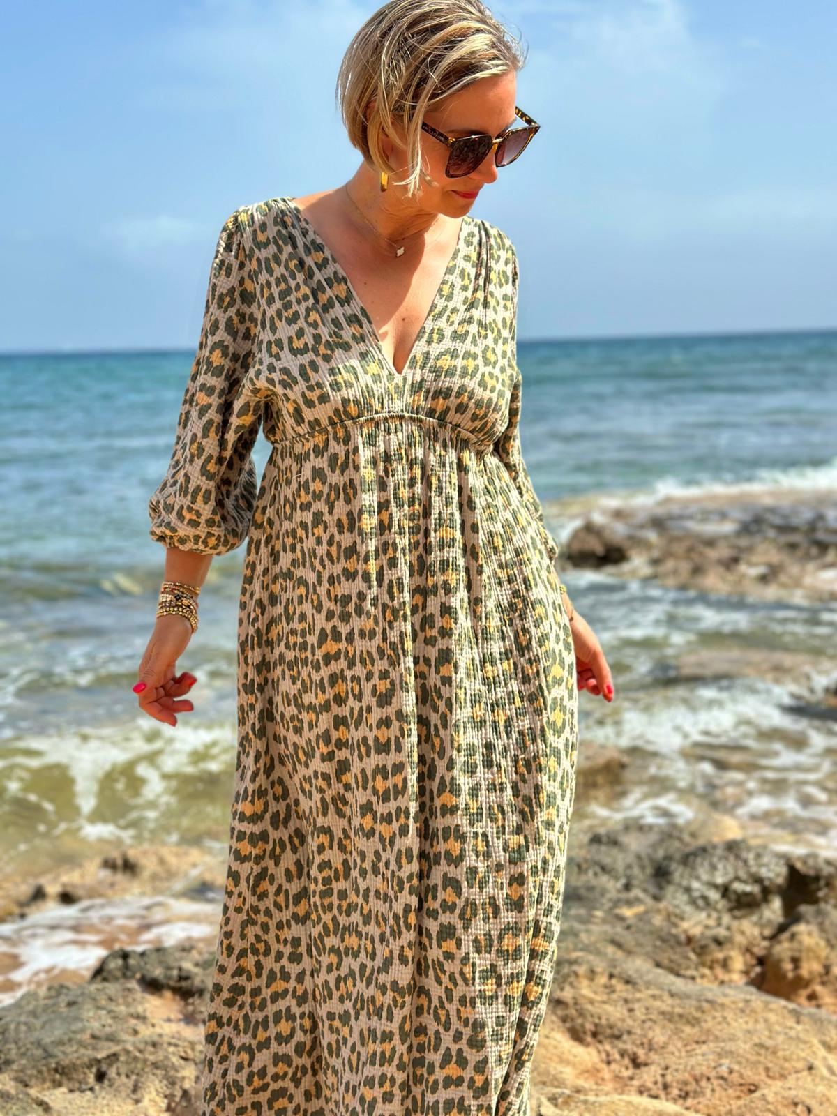 Lieblings "LEO" Kleid in OLIV SAND