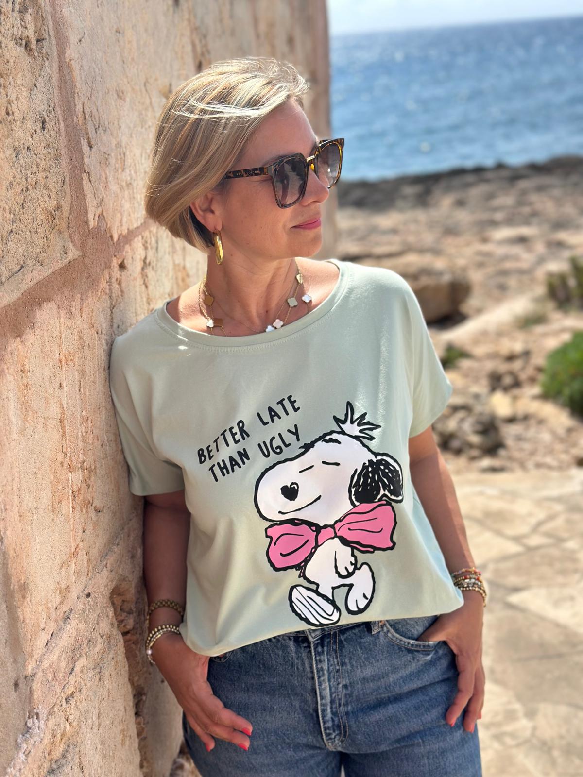 Zuckersüßes SNOOPY Shirt in Pistazie