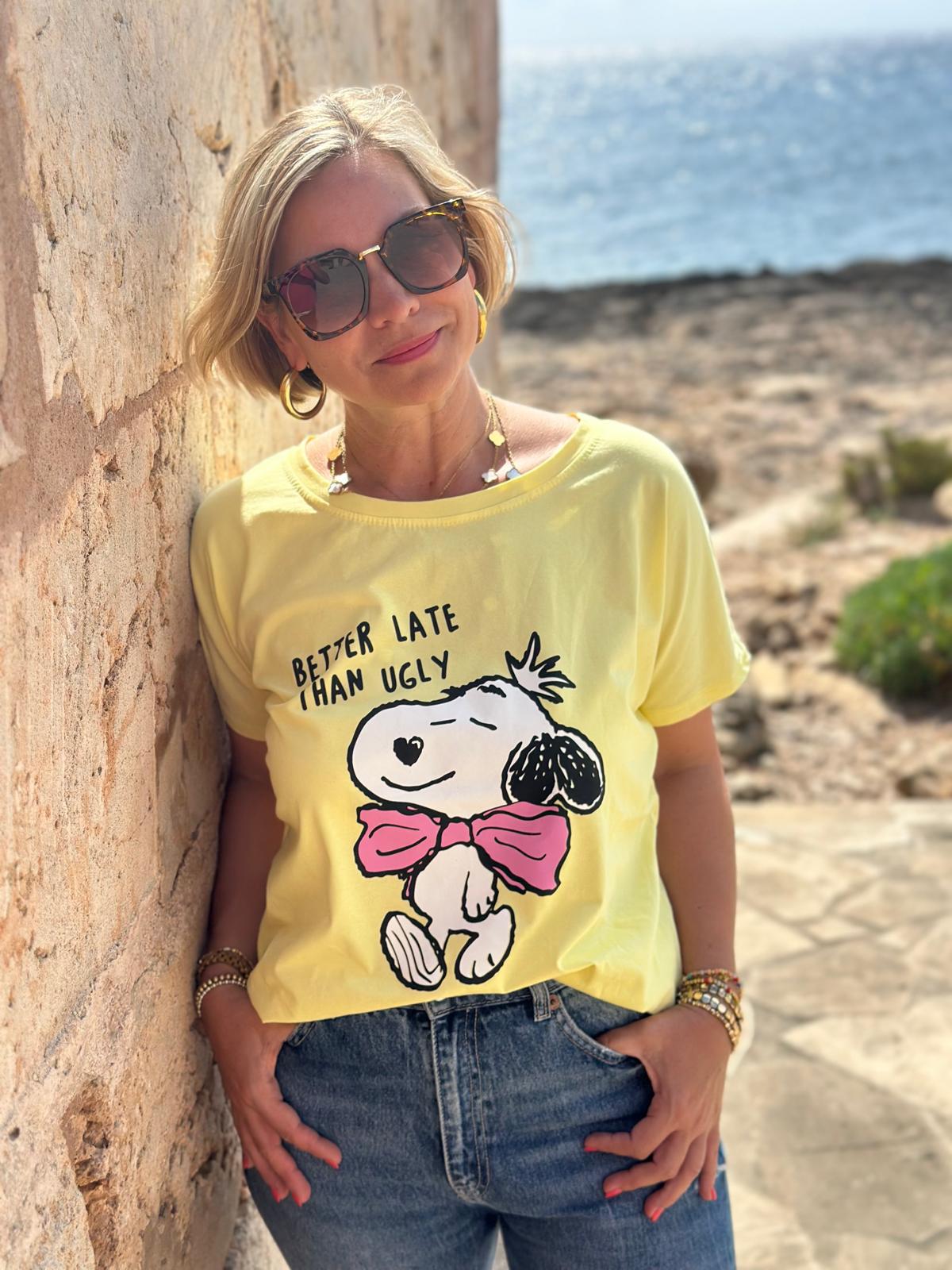 Zuckersüßes SNOOPY Shirt in Gelb