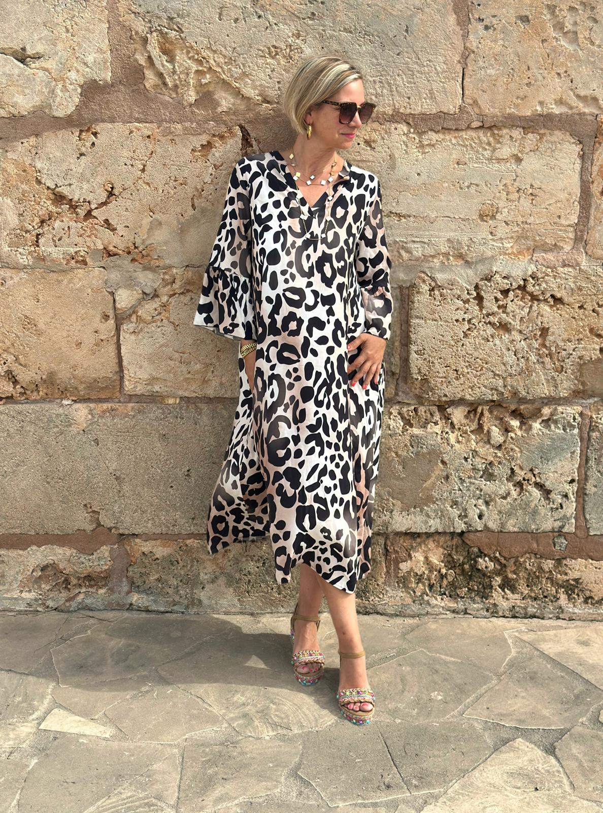 LOVELY LEO Kleid in DARK SAND