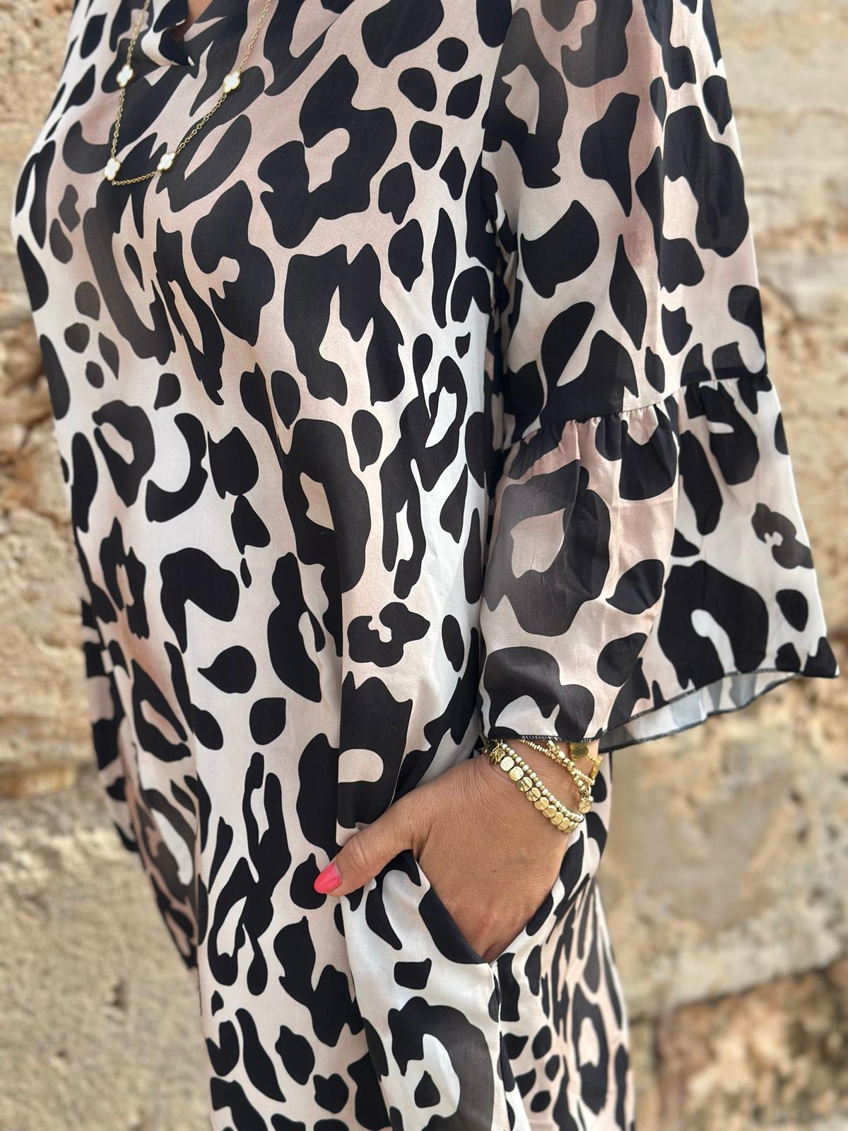LOVELY LEO Kleid in DARK SAND