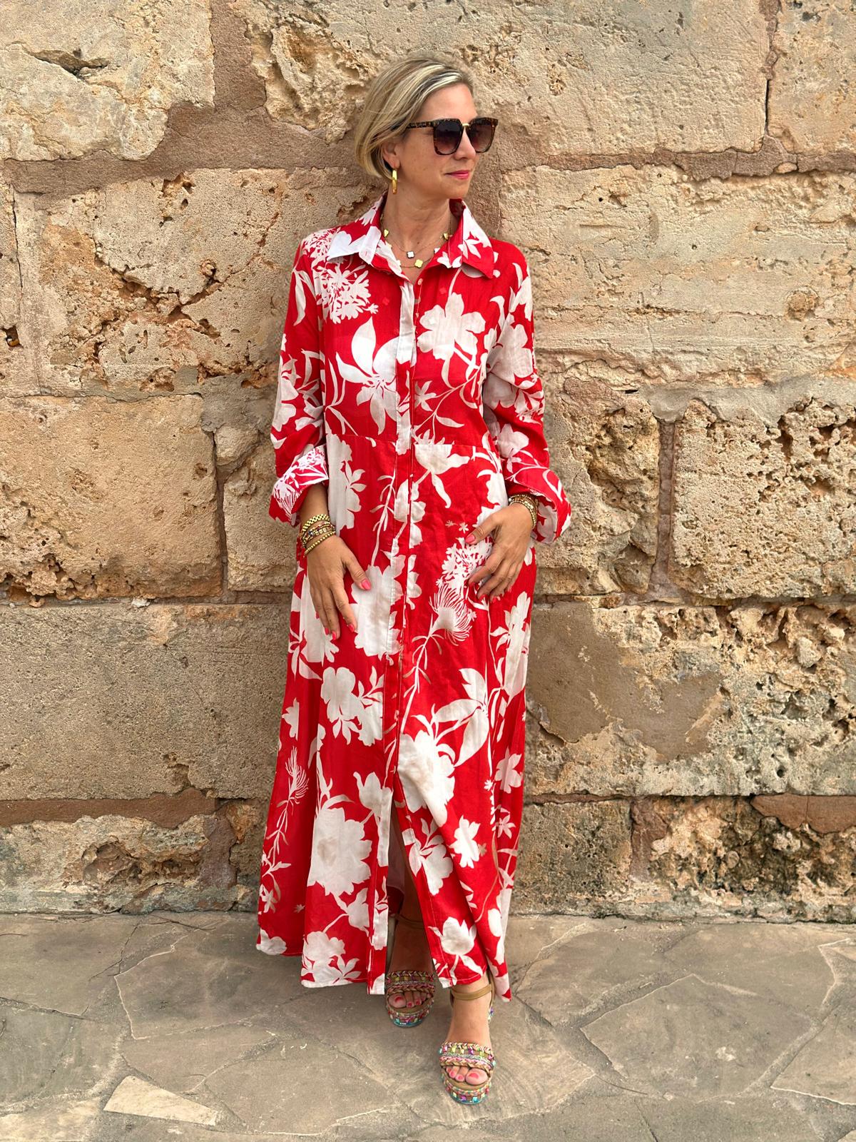 Weit geschnittenes Sommerkleid mit Kragen in RED PALMS