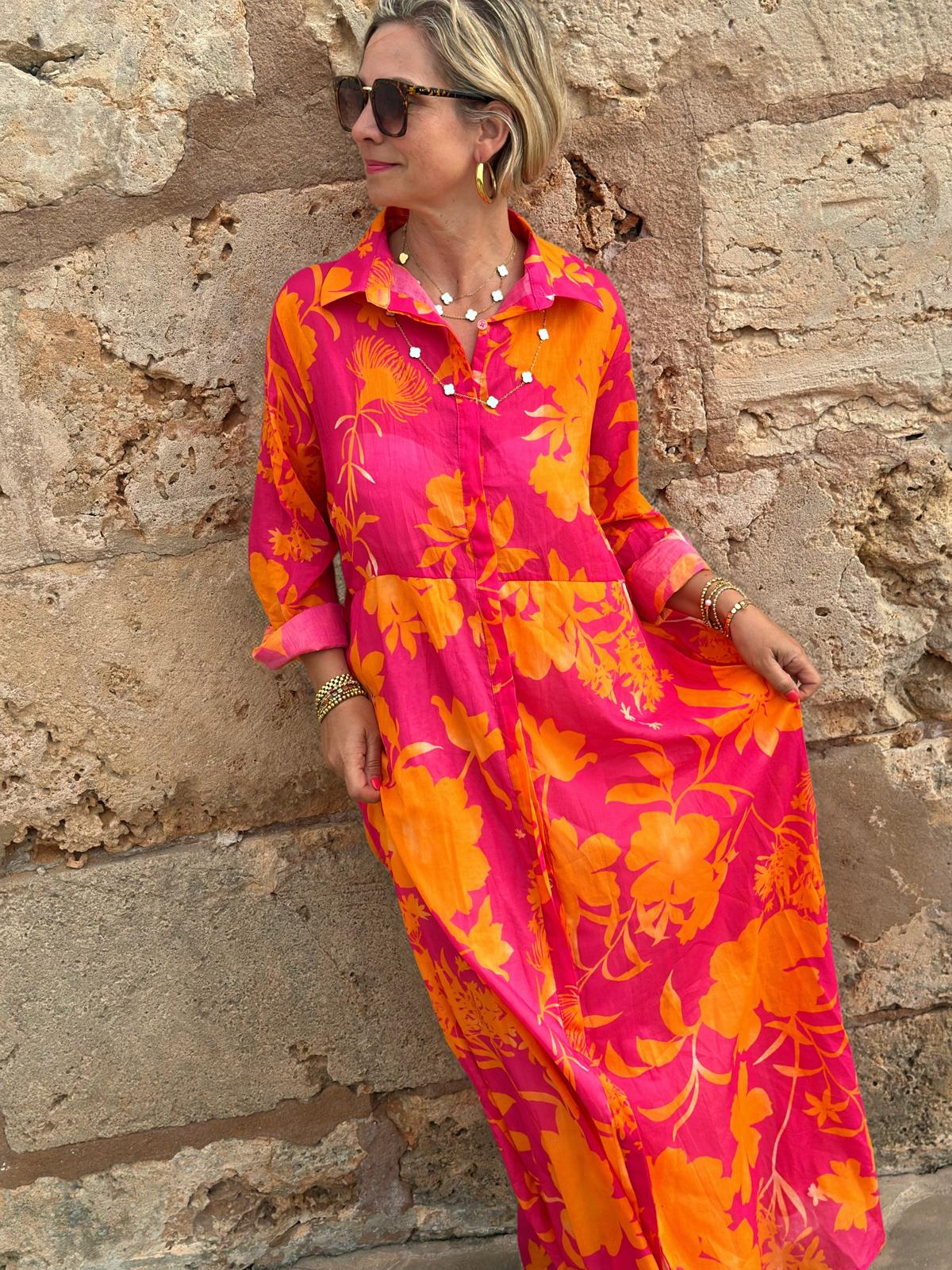Weit geschnittenes Sommerkleid mit Kragen in SUNSET PALMS