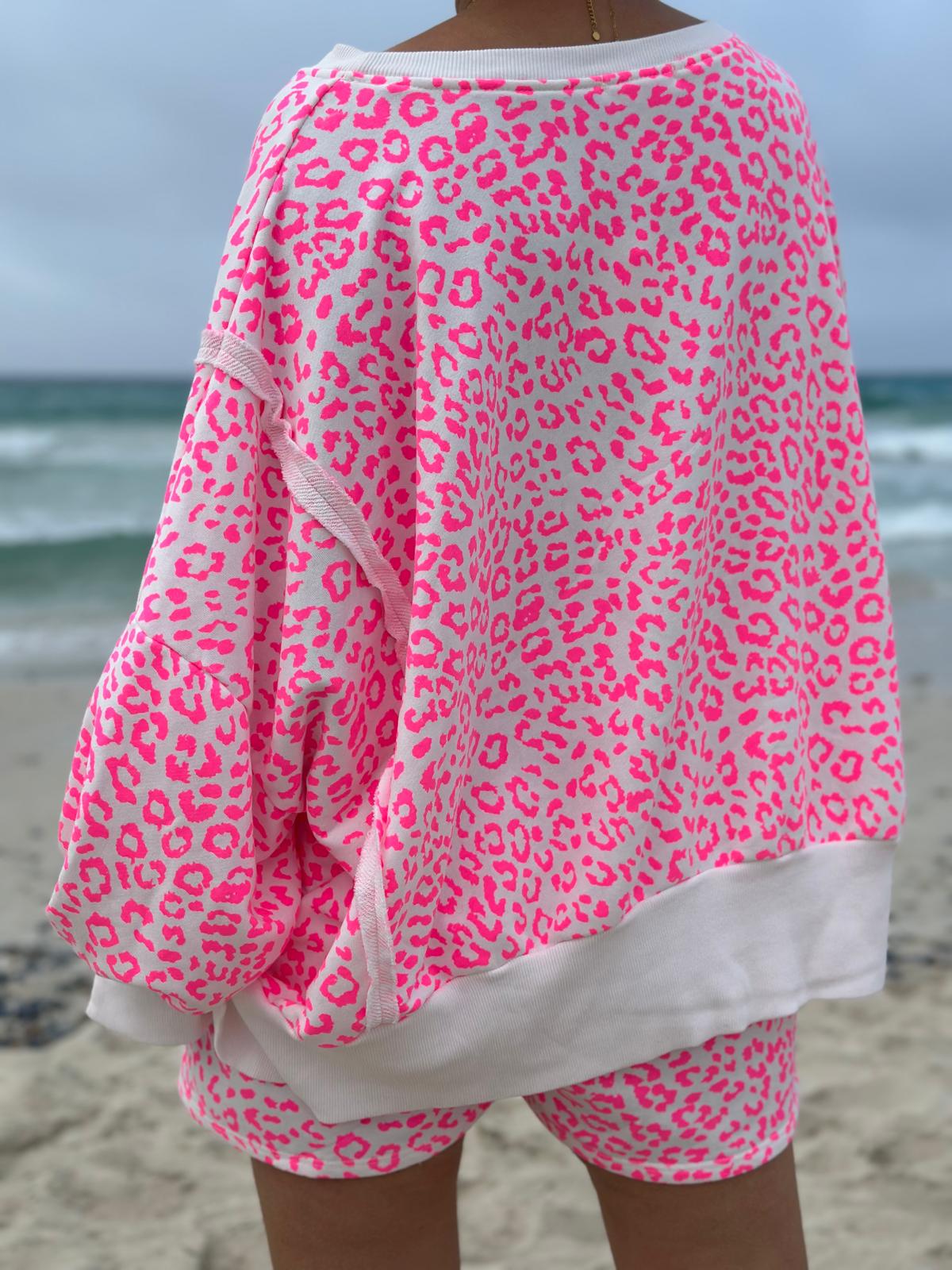 LEO LOVE Sweatshirt in PINKY