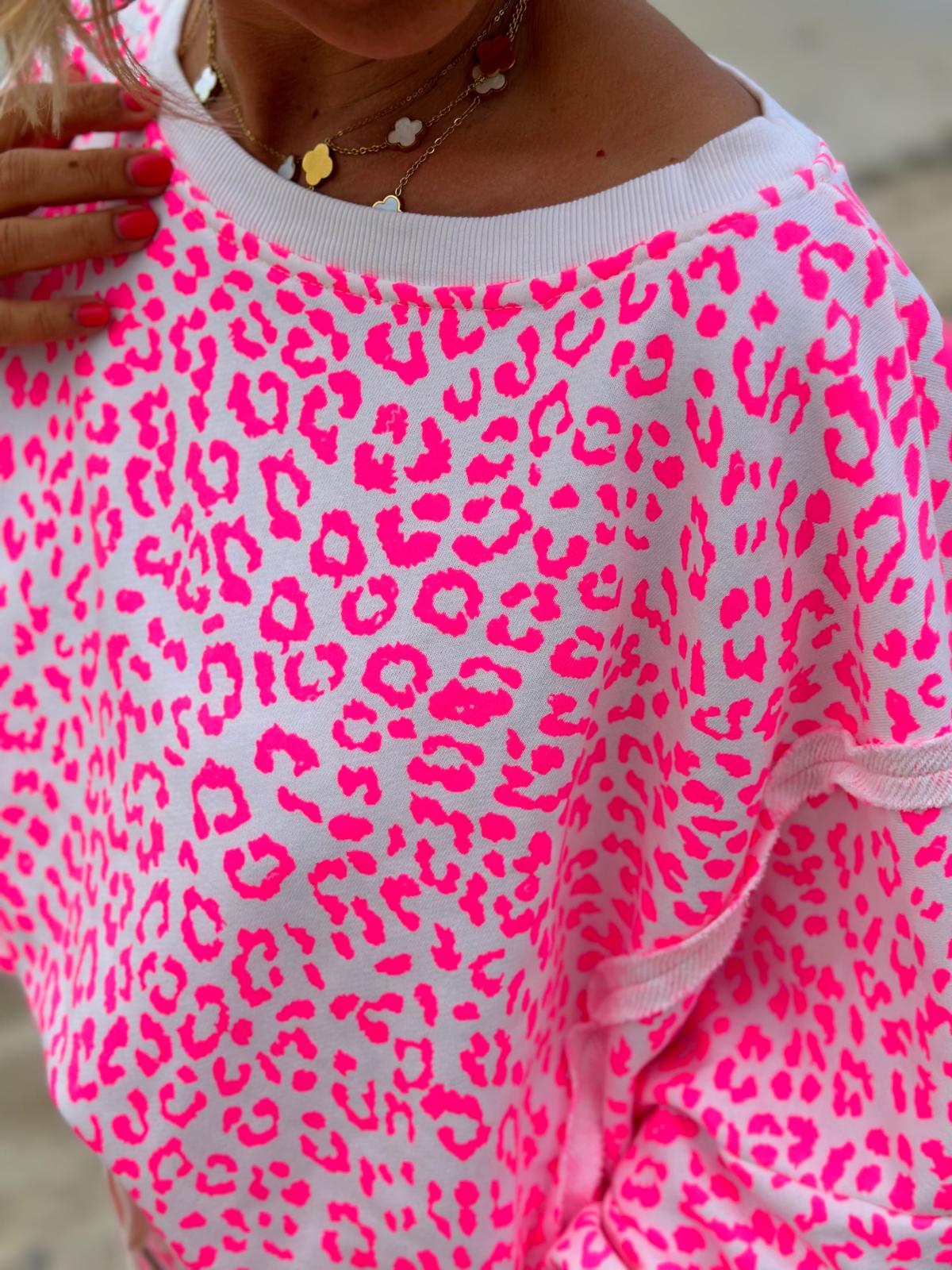 LEO LOVE Sweatshirt in PINKY