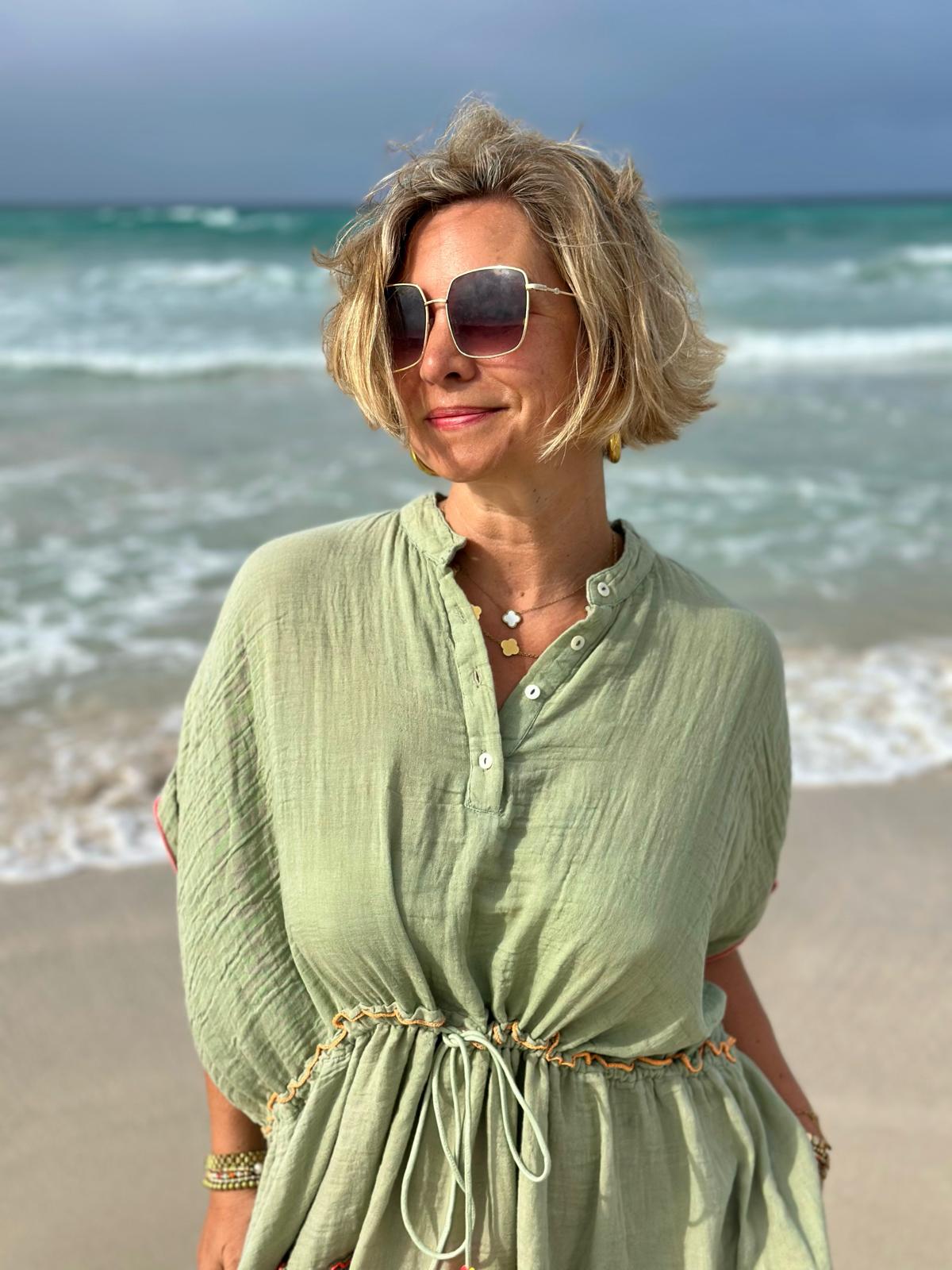 Stylische Strandtunika "PEACE" in OLIV