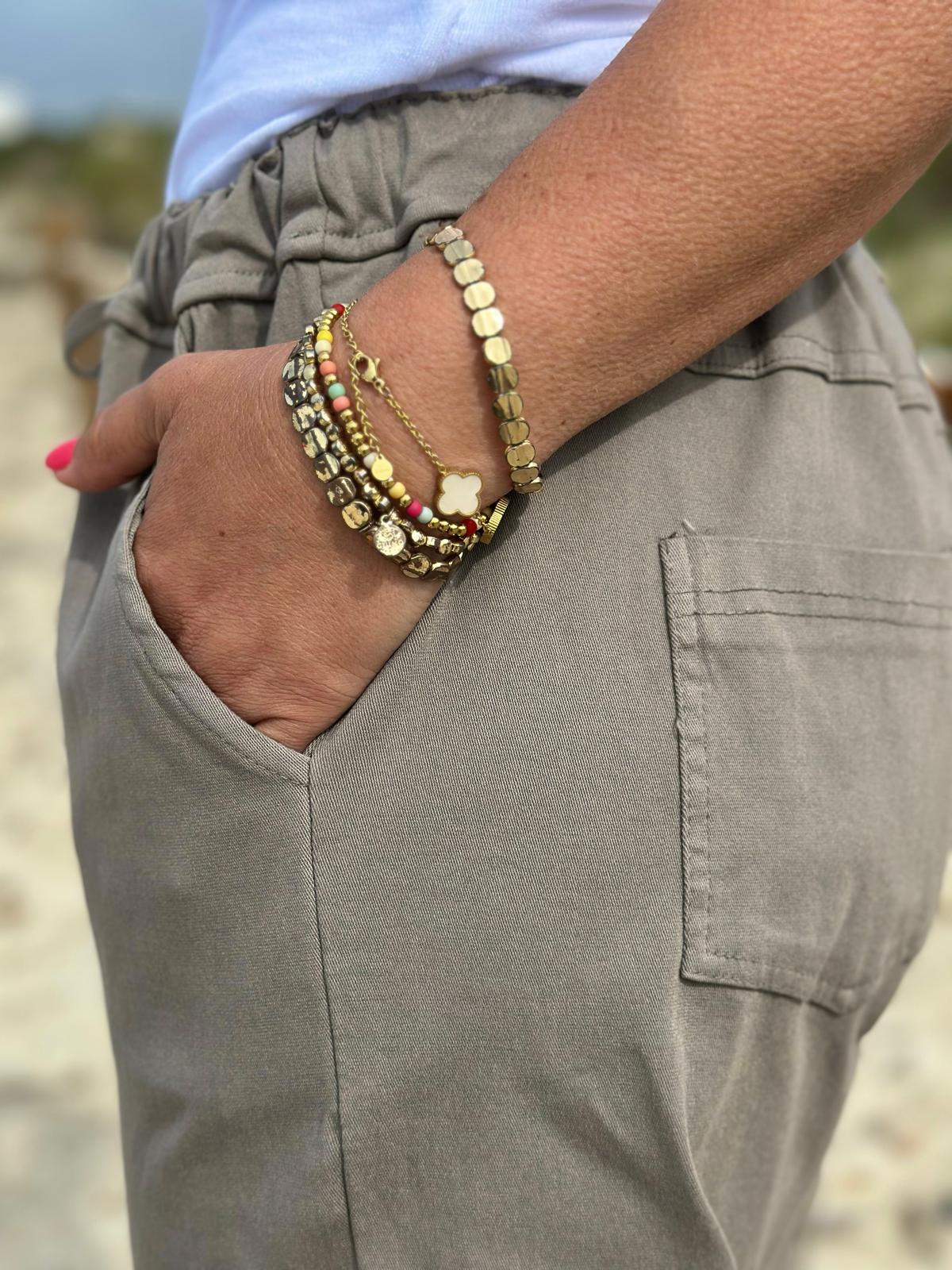 Weit geschnittene Sommerhose "BEACH VIBES" in OLIV