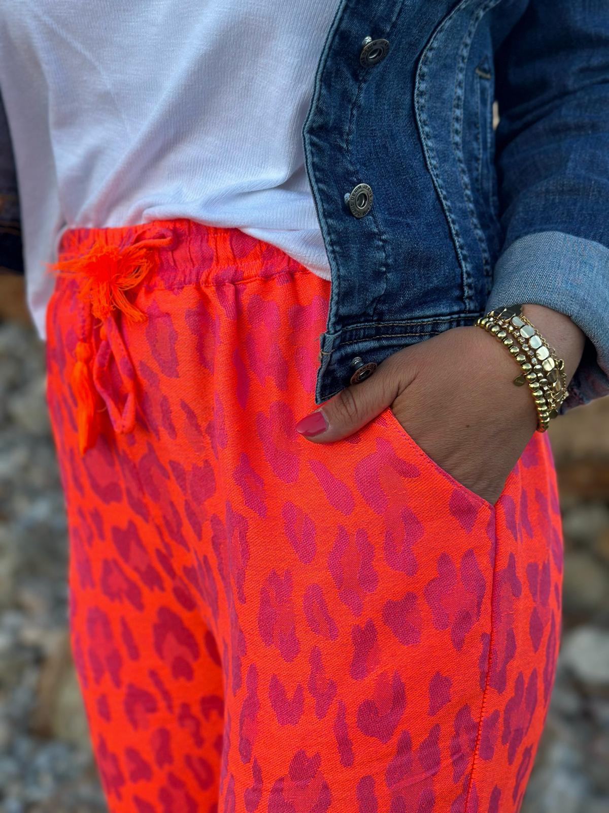 Zuckersüße LOVELY LEO Sommerhose in SUNSET ORANGE