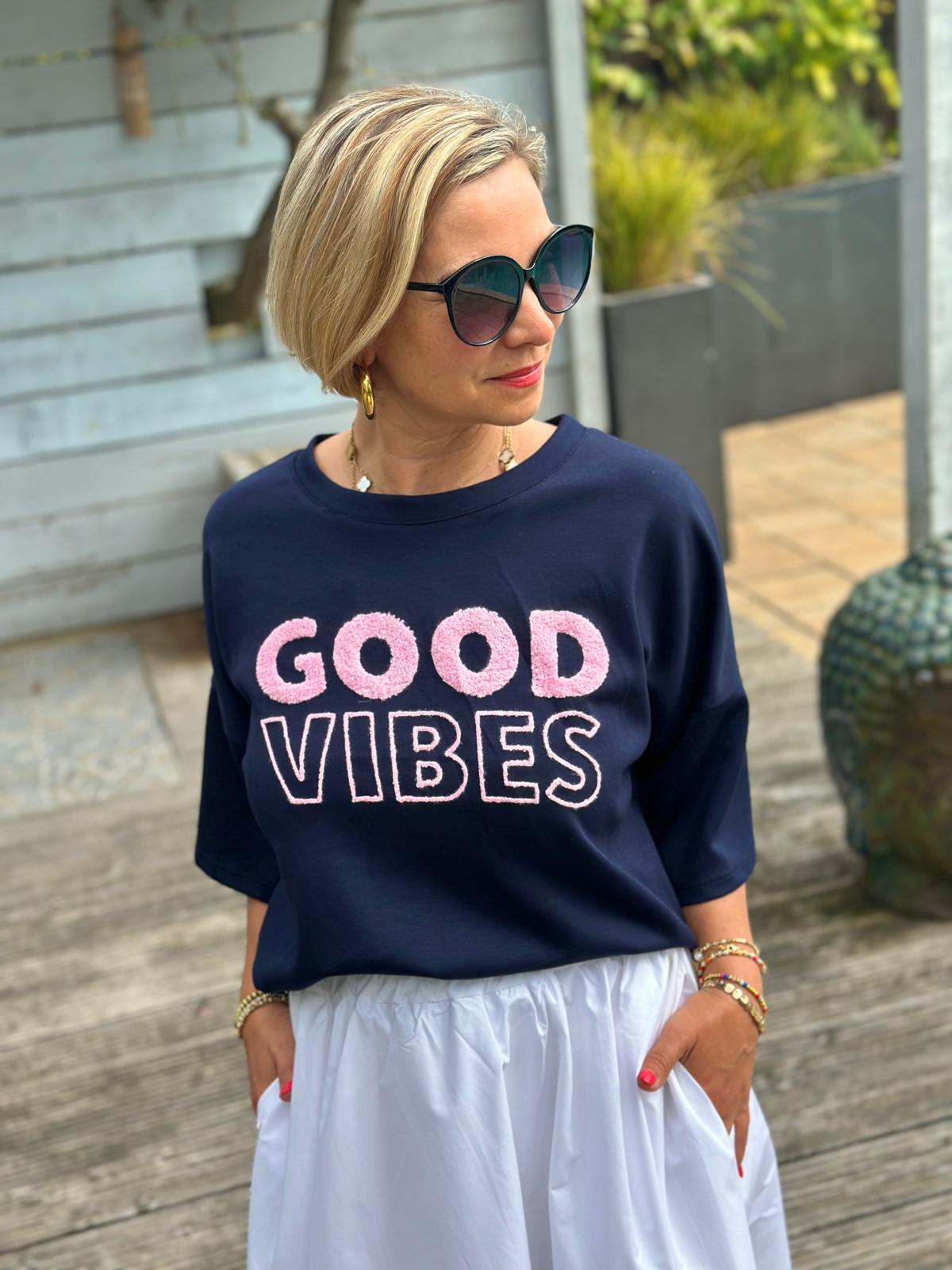 "GOOD VIBES" Kurz-Arm Sweatshirt in NAVY