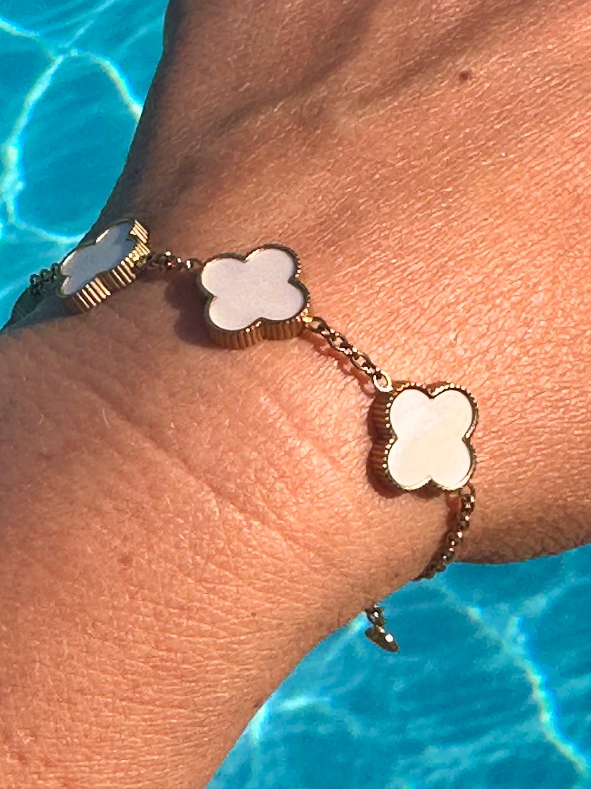 Wunderschönes Armband mit Perlmutt-Elementen