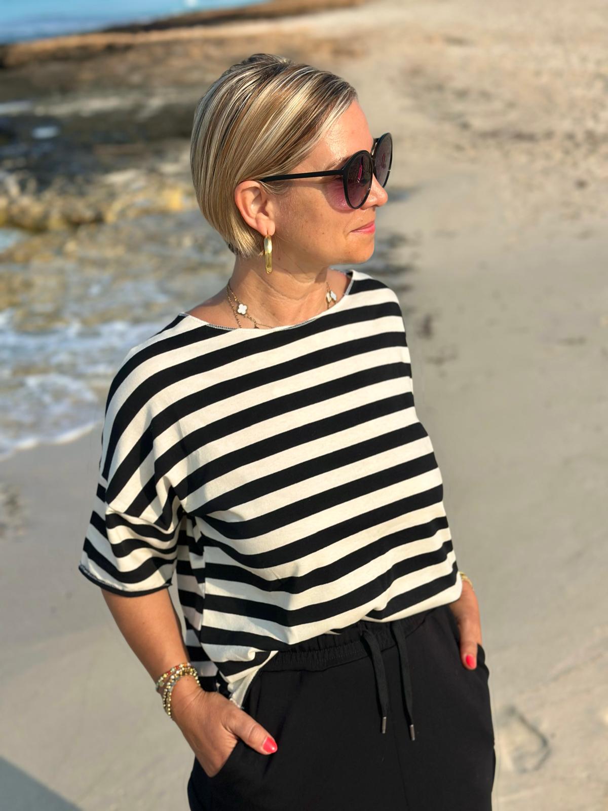 Zuckersüßes Onesize "RINGEL SHIRT" in Schwarz/Weiß