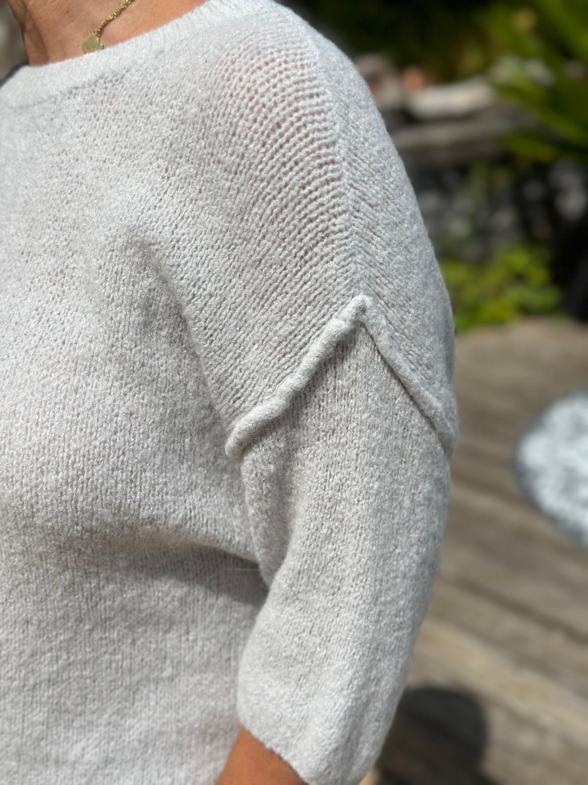 Kuschelpulli "SOMMER ABEND" in Grau
