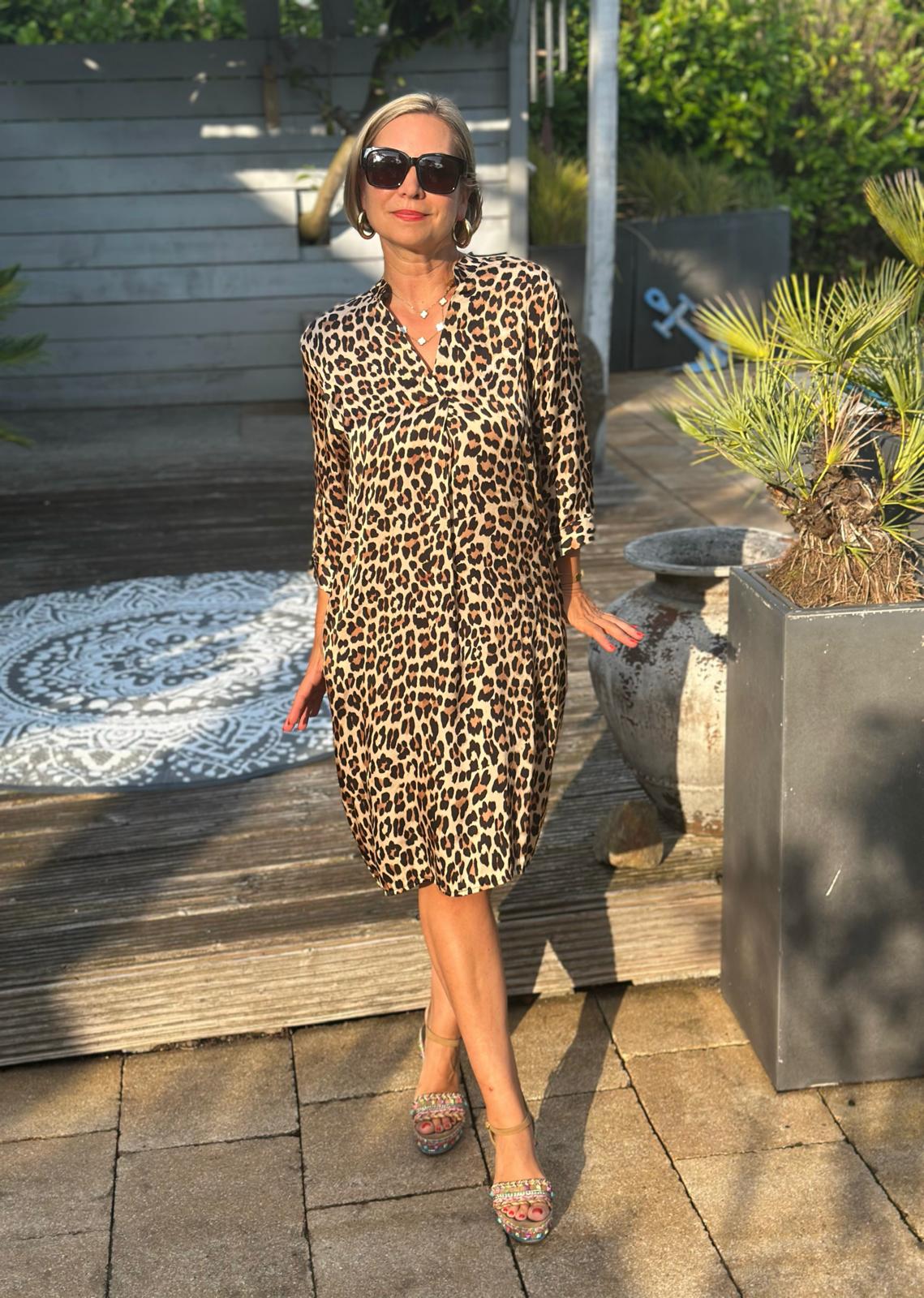 Sommerkleid "VALENTINA" in LEO LEO LEO
