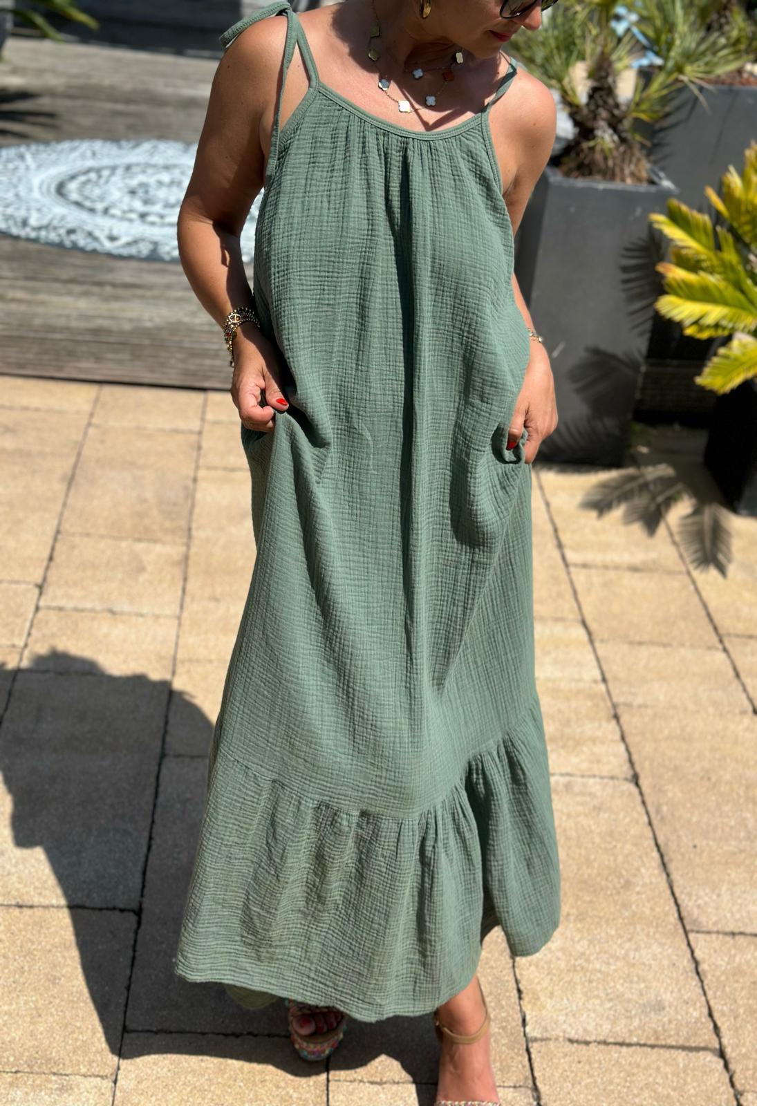 Leichtes Musselin Sommer-Kleid in OLIV