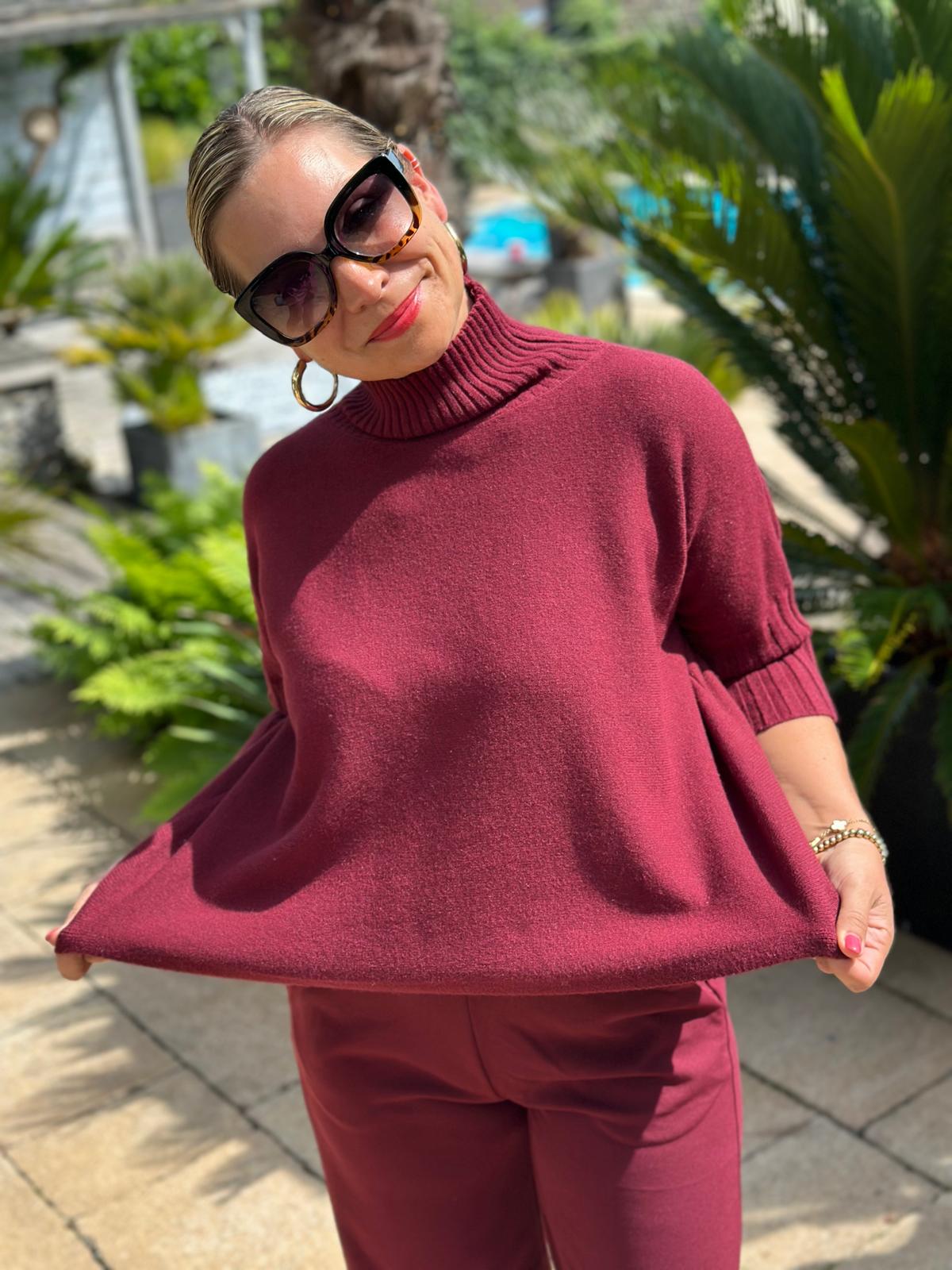 Süßer Rollkragen Pulli mit 3/4 Arm in Weinrot (kurz)