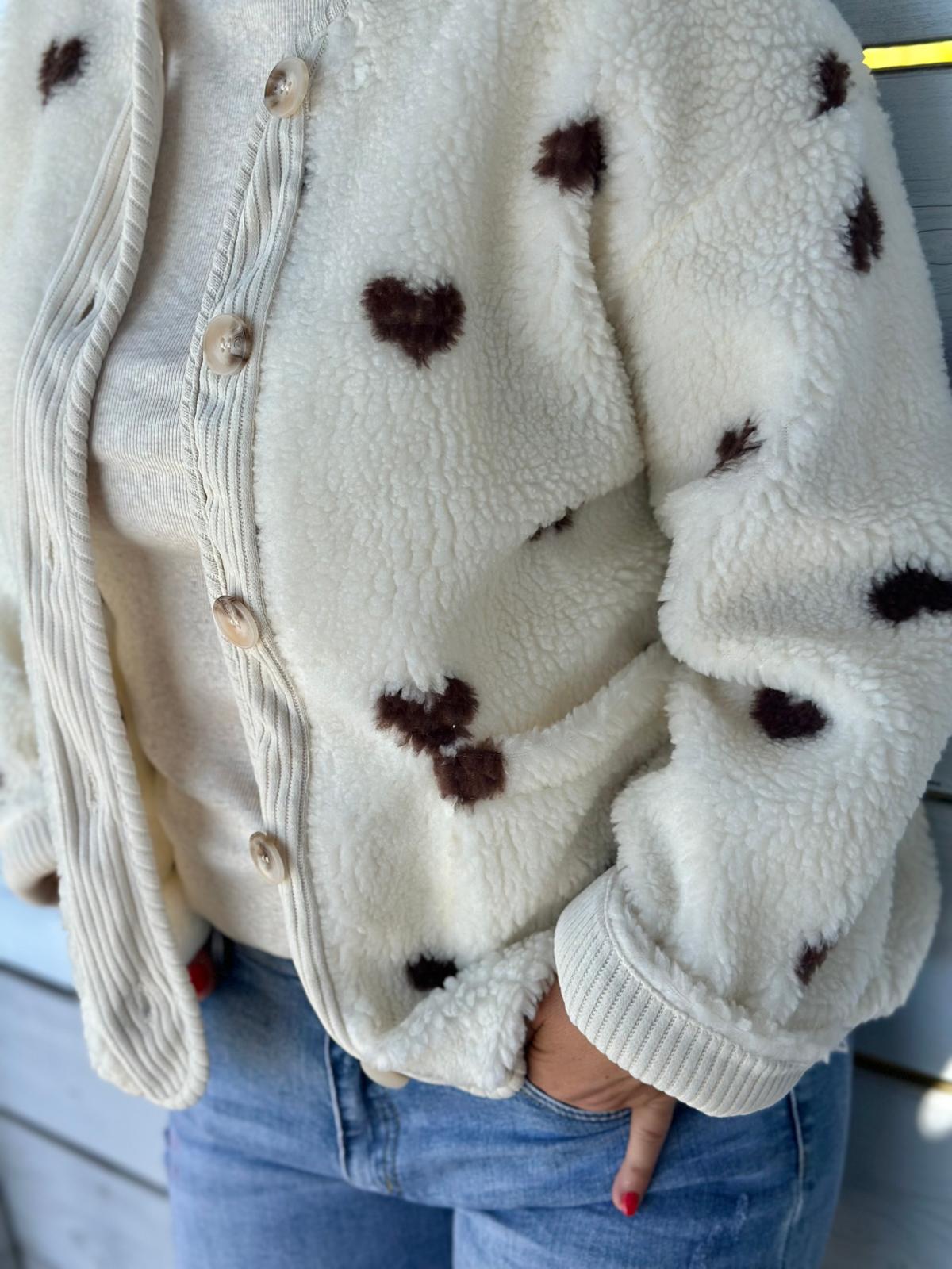 Süße TEDDY-Kuscheljacke "HERZ" in Creméweiss