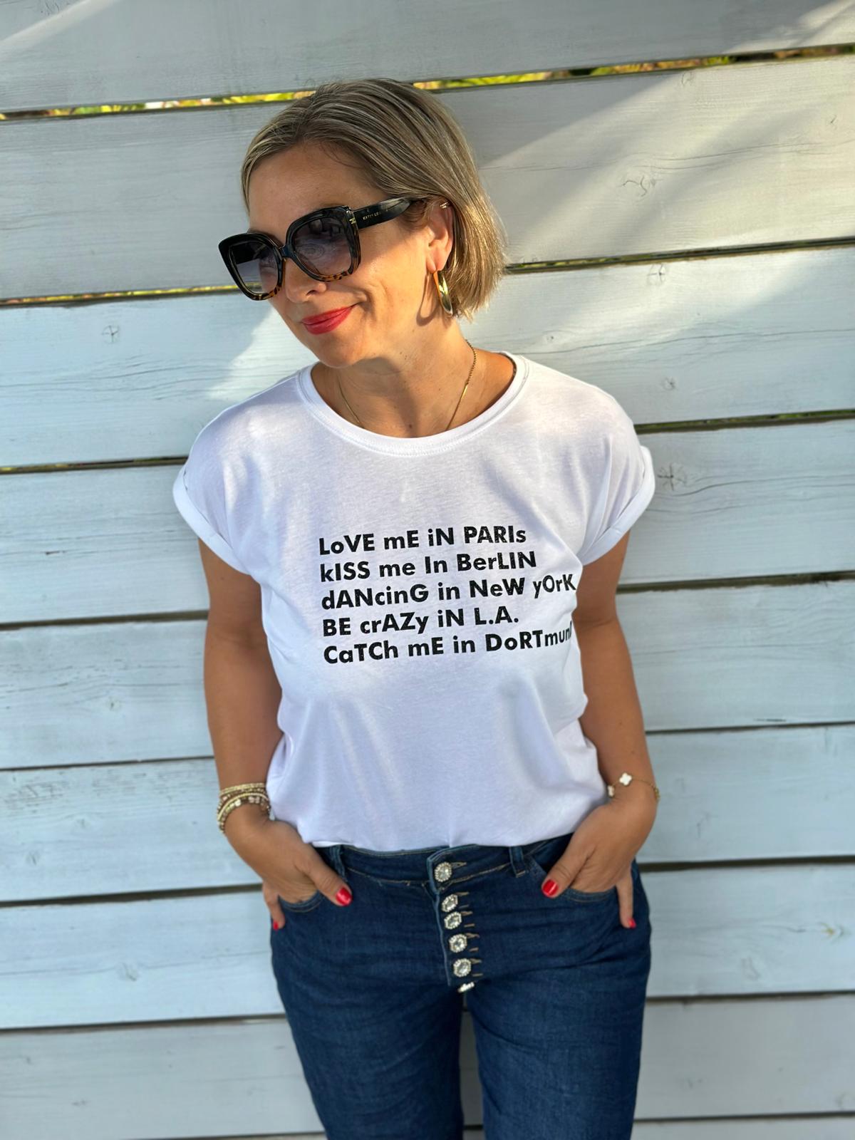 BE FAMOUS T-Shirt "LOVE ME IN" in WHITE / BLACK