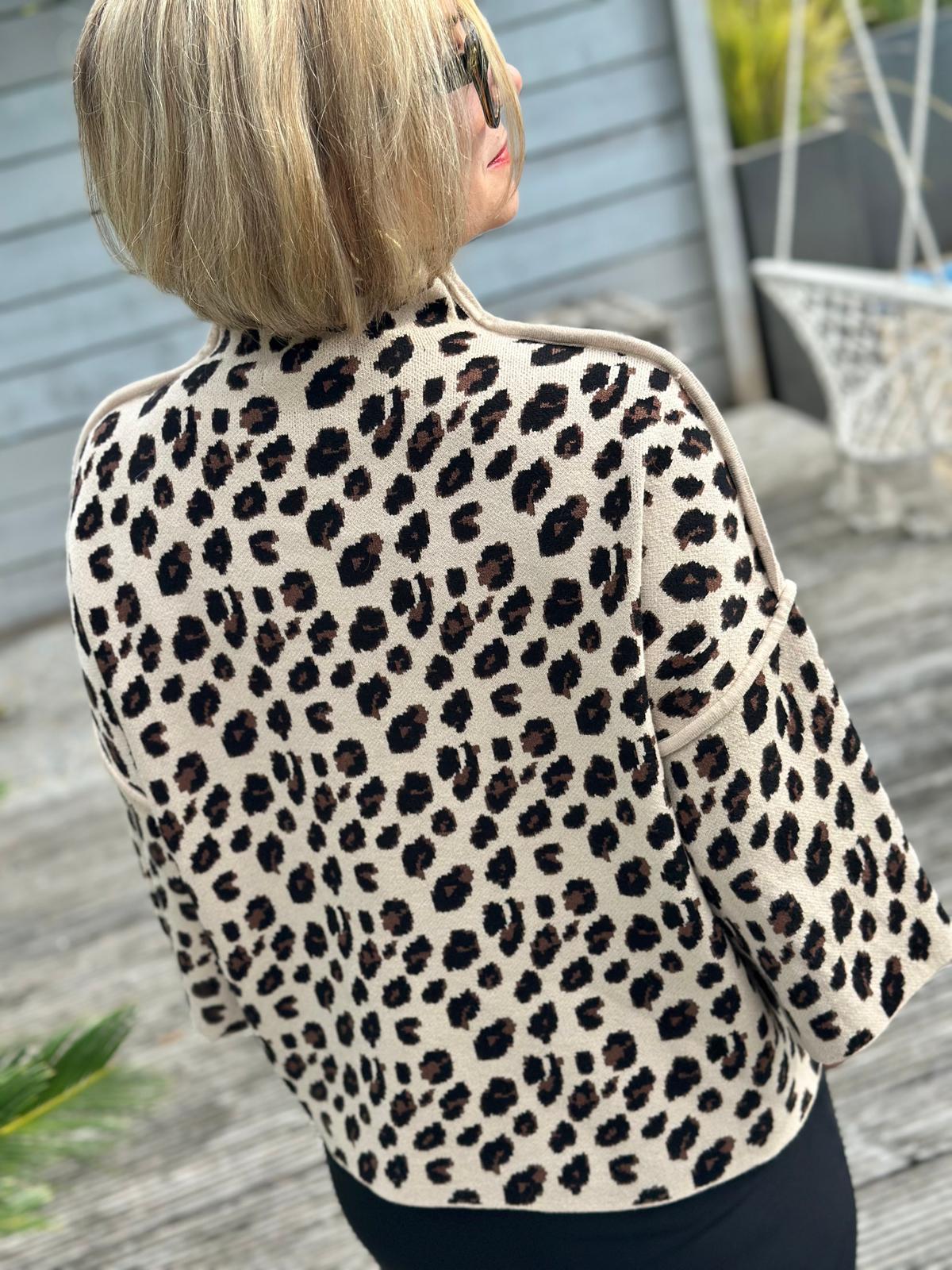 Süßer Onesize CLASSY LEO Pullover