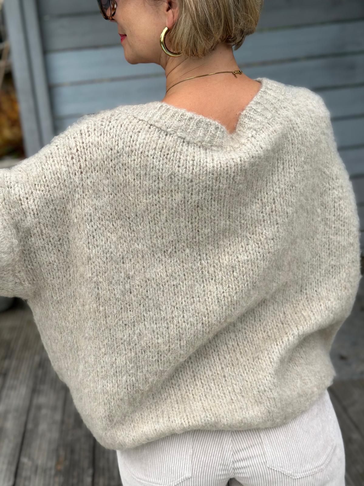 Weit geschnittener Onesize Pulli "SUPERFLAUSCH" in Beige