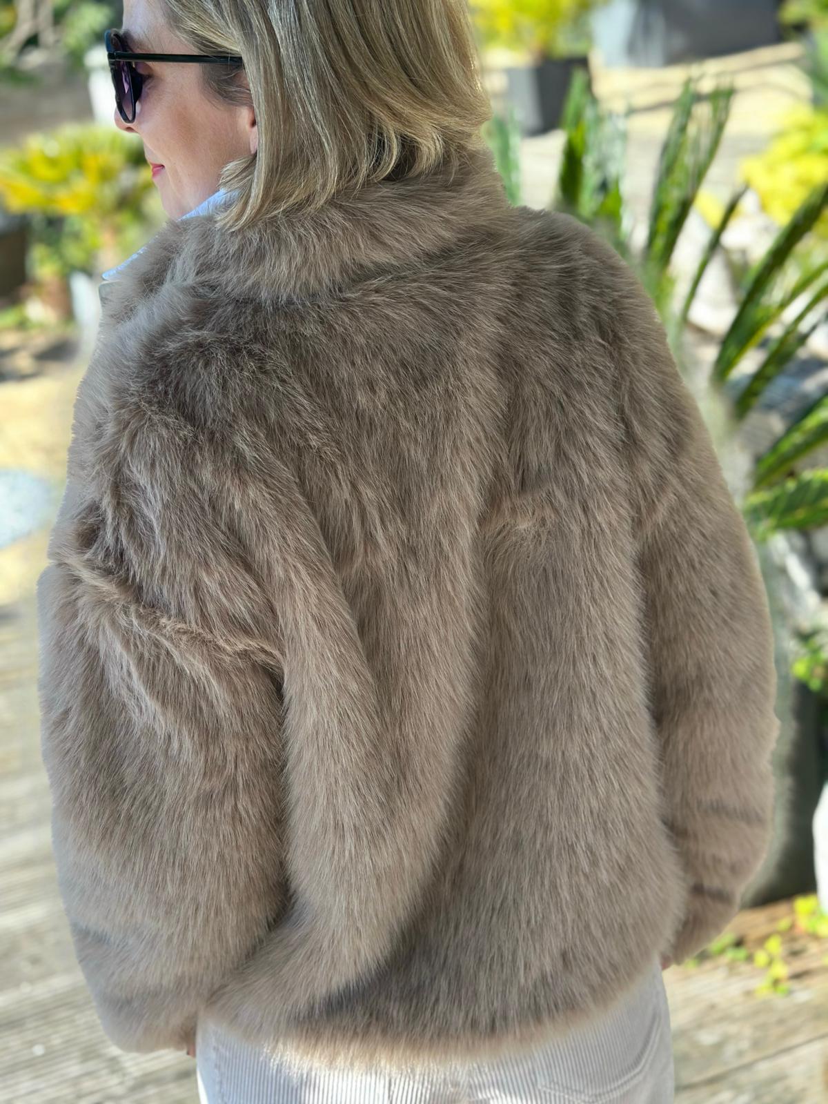 Super-Kuschel Jacke in Beige