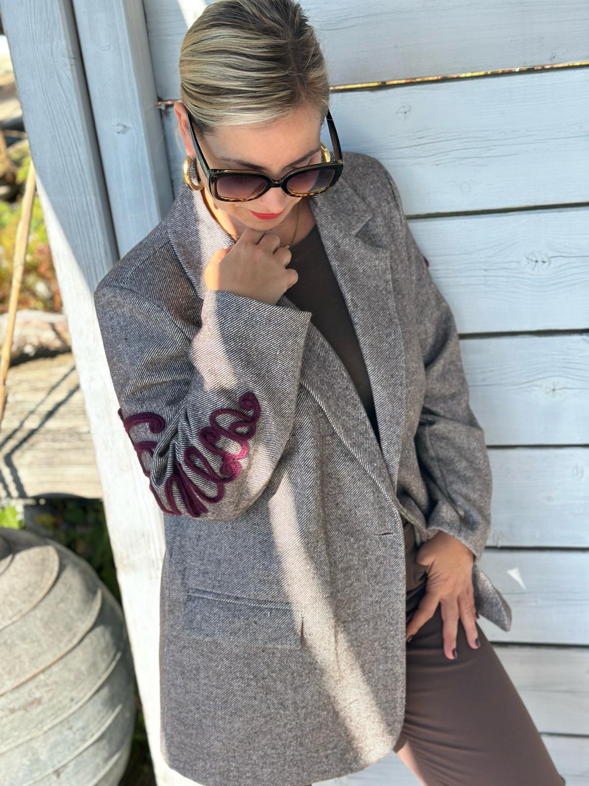 Stylische Onesize Blazer "COMME CI, COMME CA" in Dark-Taupé