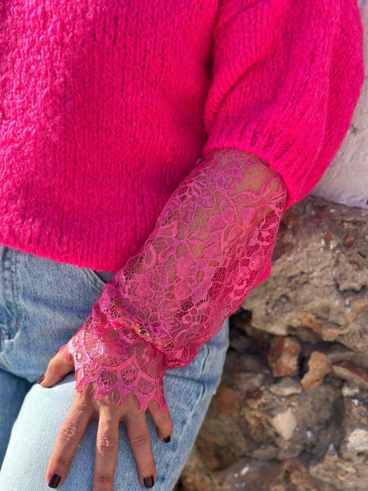 Lace Love – Strickpullover mit Spitzendetail in Pink