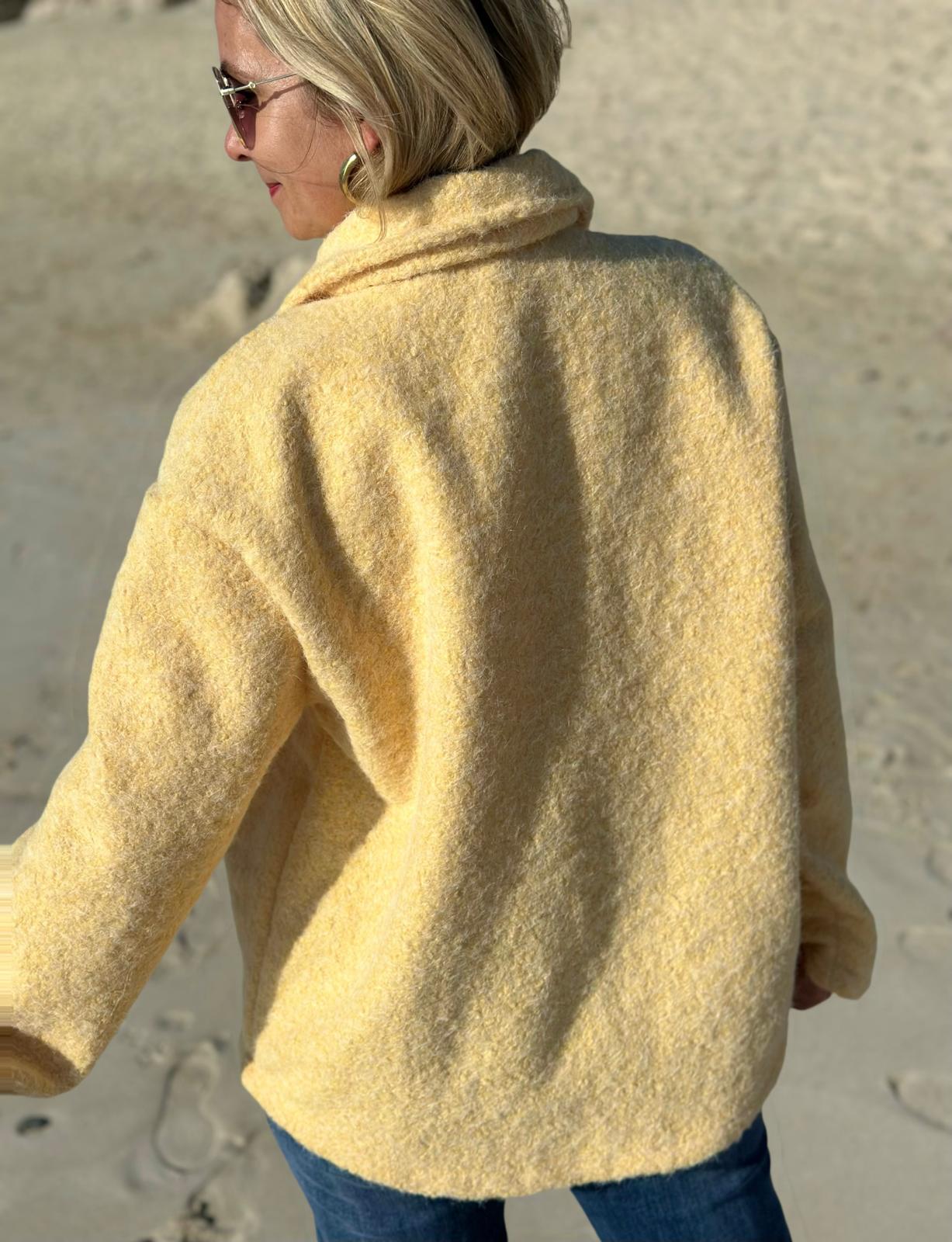 Soft Touch Jacke in Light Yellow