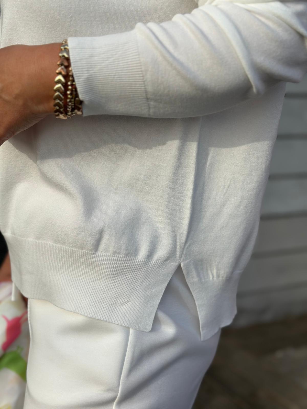 Soft Summer Knit – leichter Langarm-Pullover in Weiss