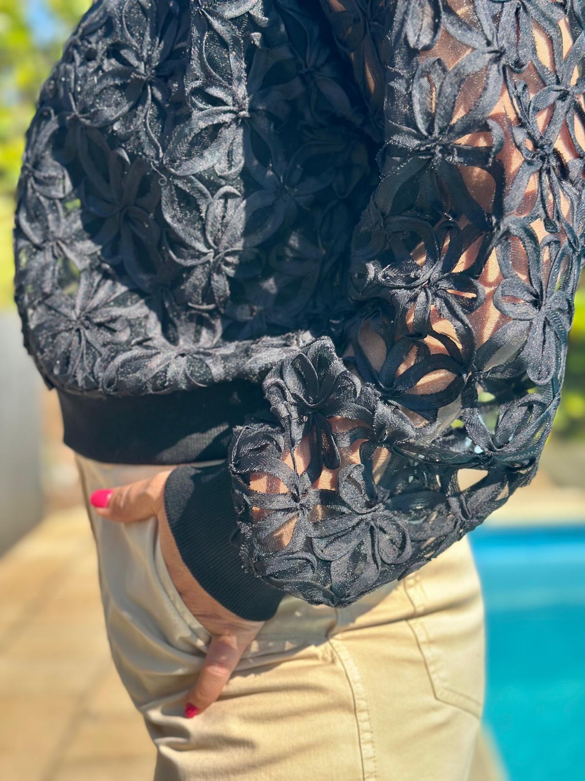 Jacke „Black Lace Bloom“