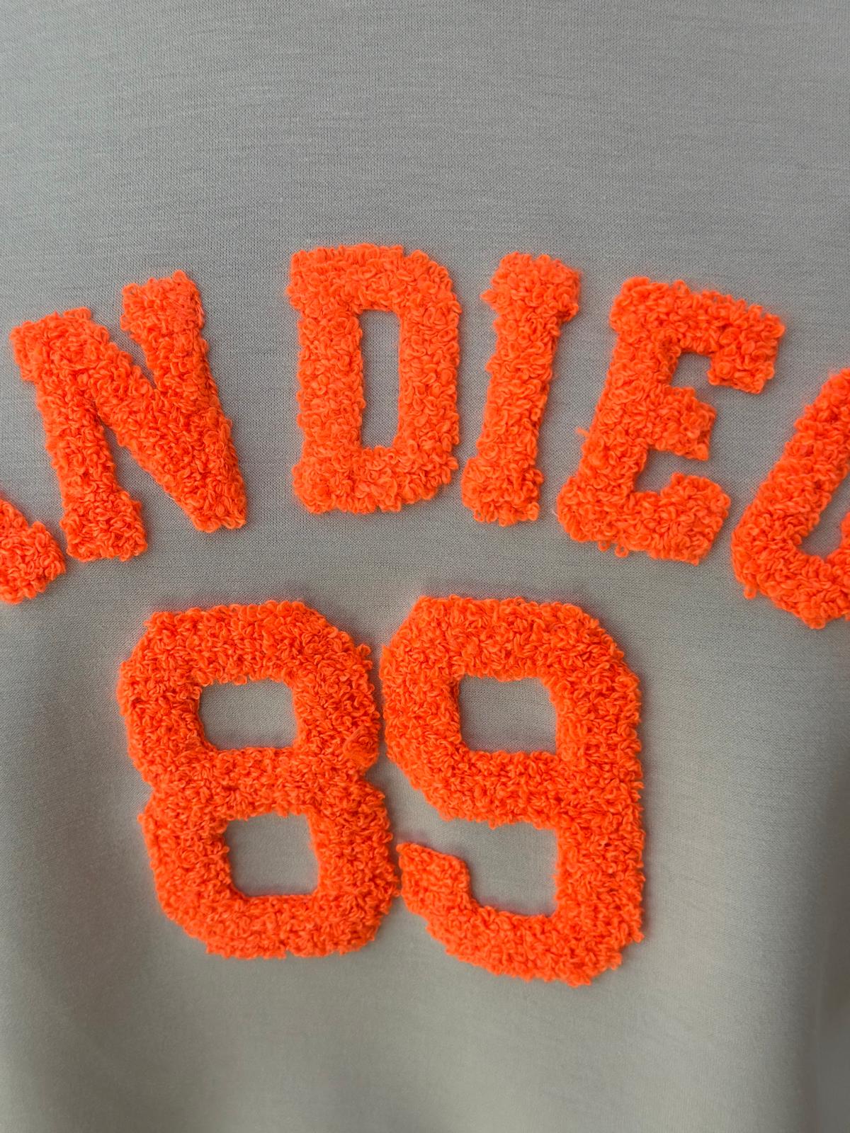 Sweatshirt „SAN DIEGO“ – Beige / Orange