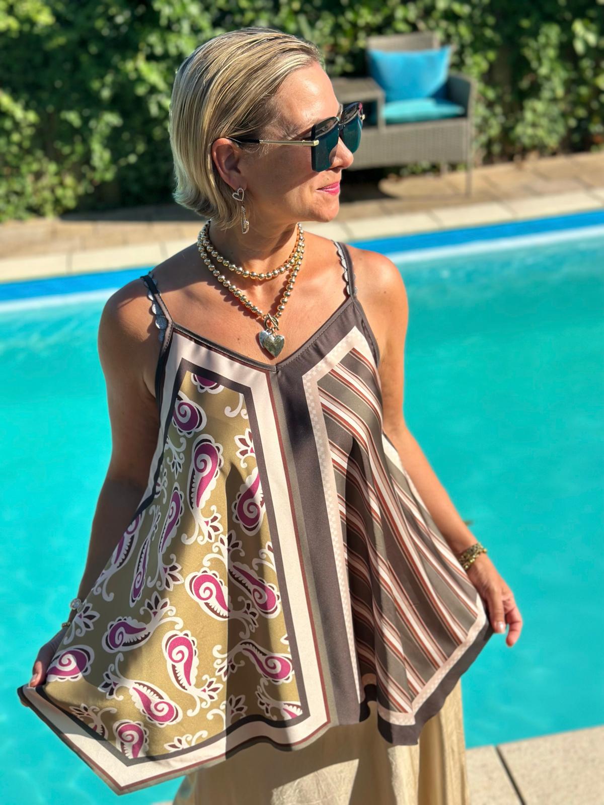Top "Mediterrane Eleganz" in Oliv