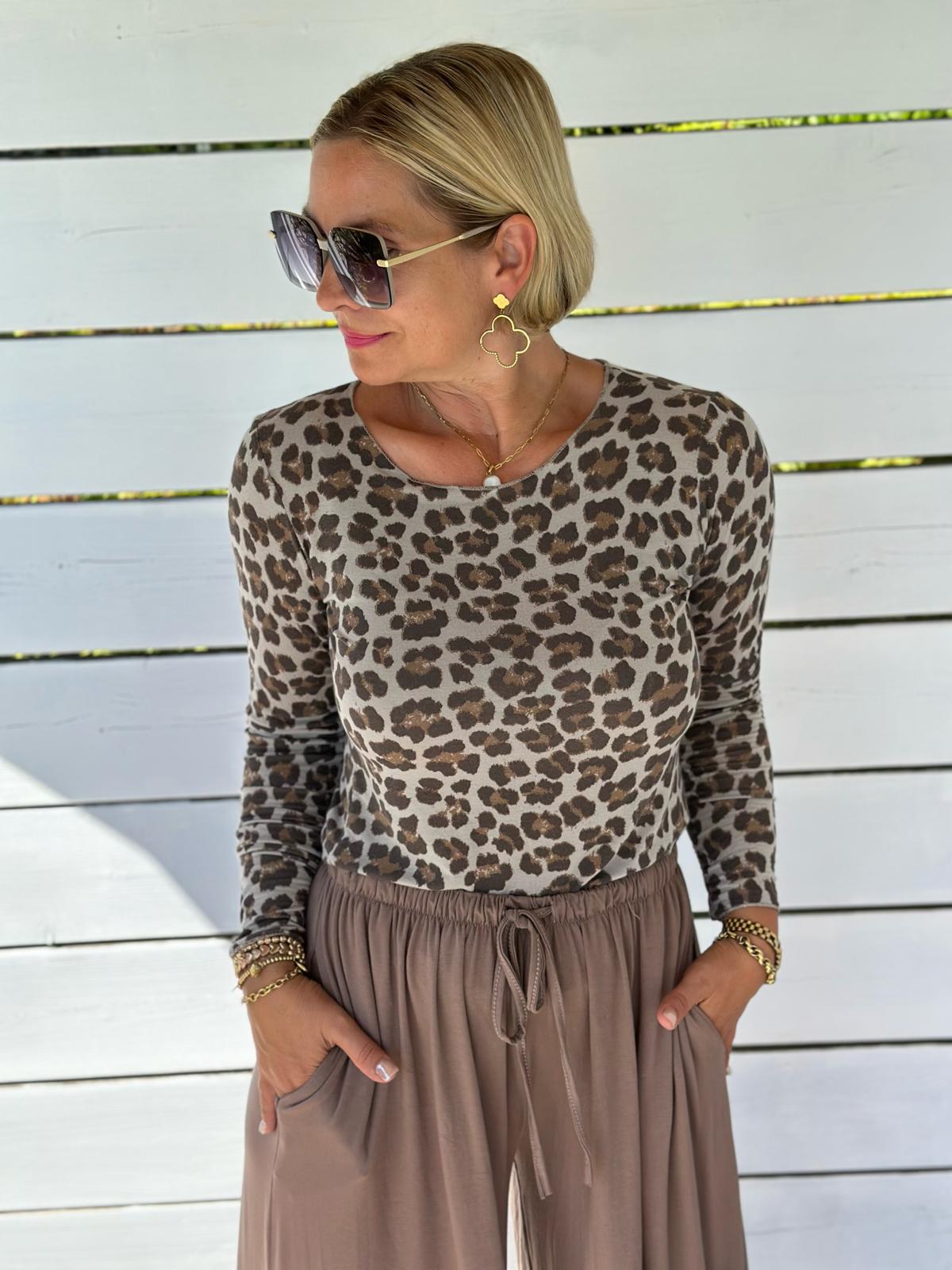 Leopard Love Longsleeve in Dark Brown