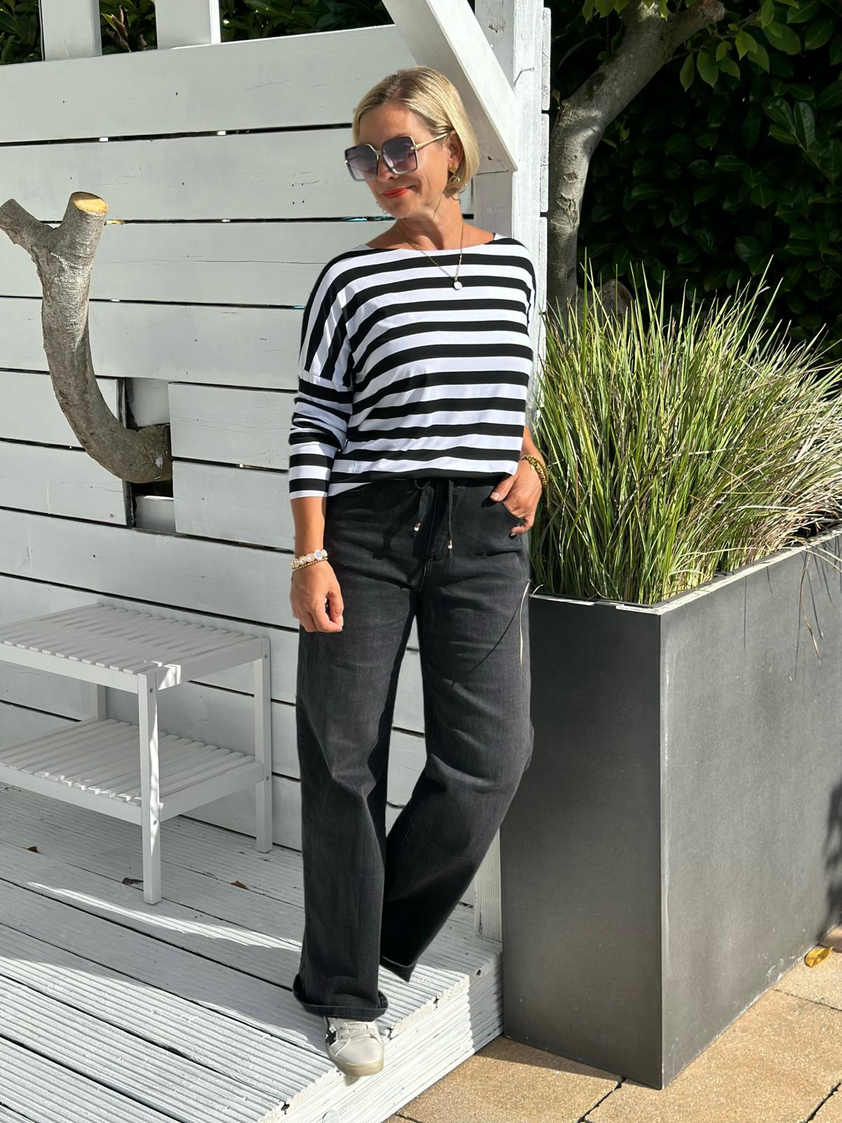 Everyday Comfort Jeans – Washed Black