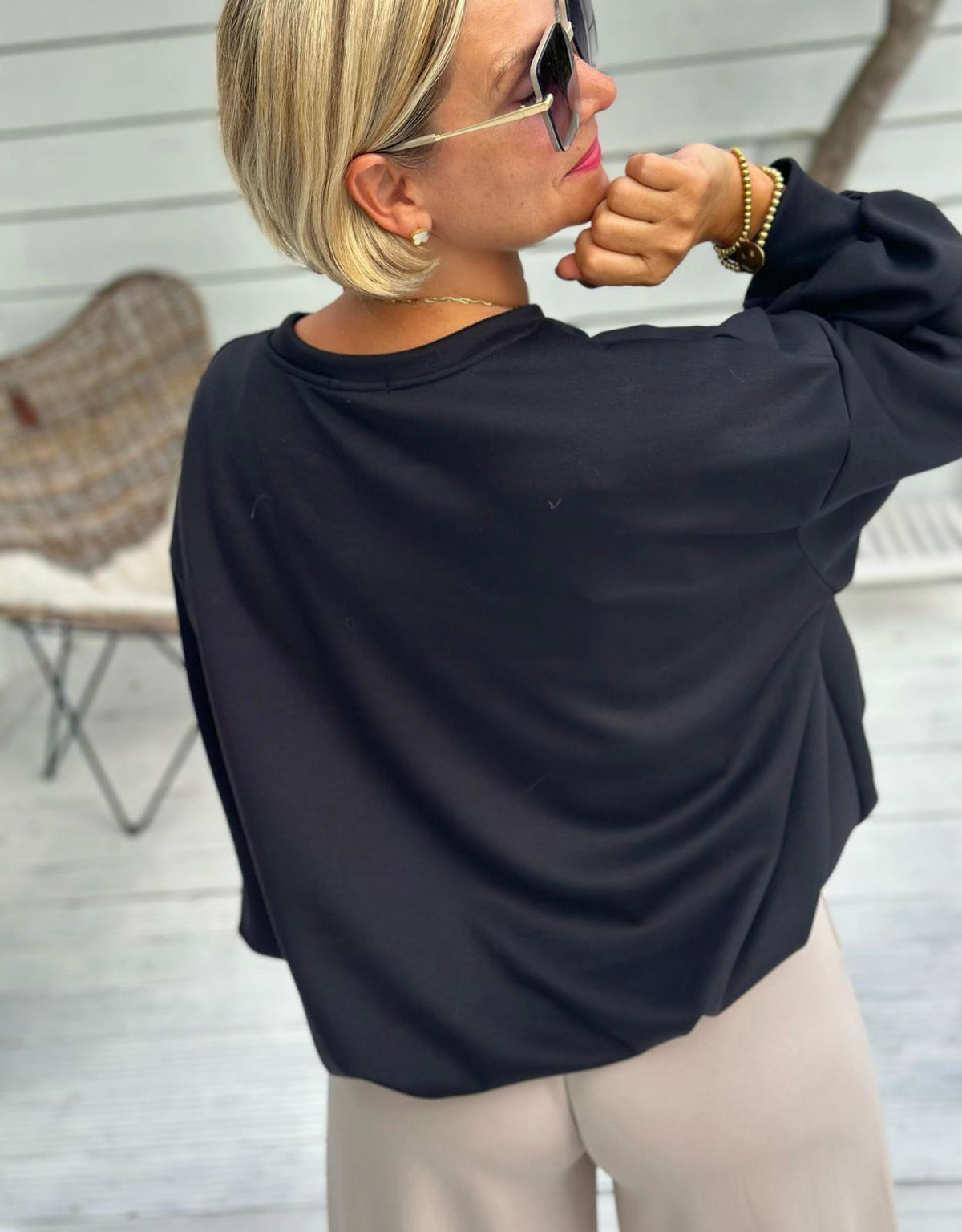 Oversize Sweatshirt „Easy Essential“ – Schwarz