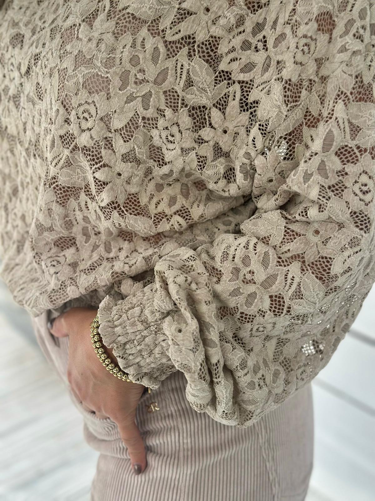 Spitzenbluse „Romantic Lace“ – Creme