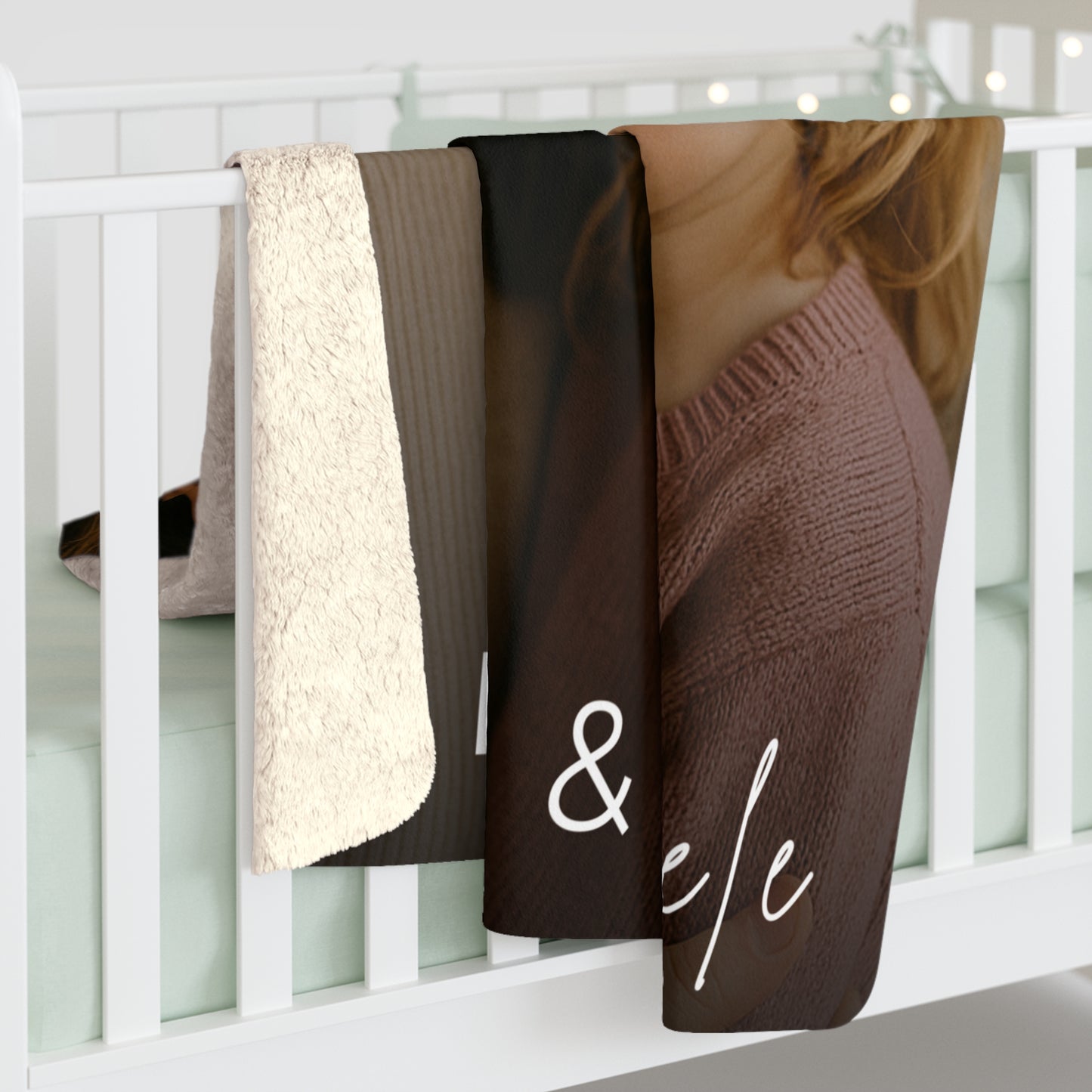 KIRSTEN PERSÖNLICH Decke "Mama und Kind", lade Dein Bild hoch und wähle Deinen Namen!